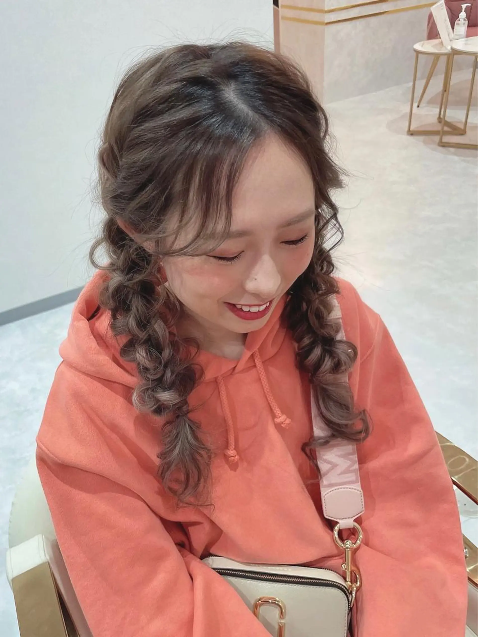 セミロング ヘアアレンジ Bellmée Akemiのヘアスタイル