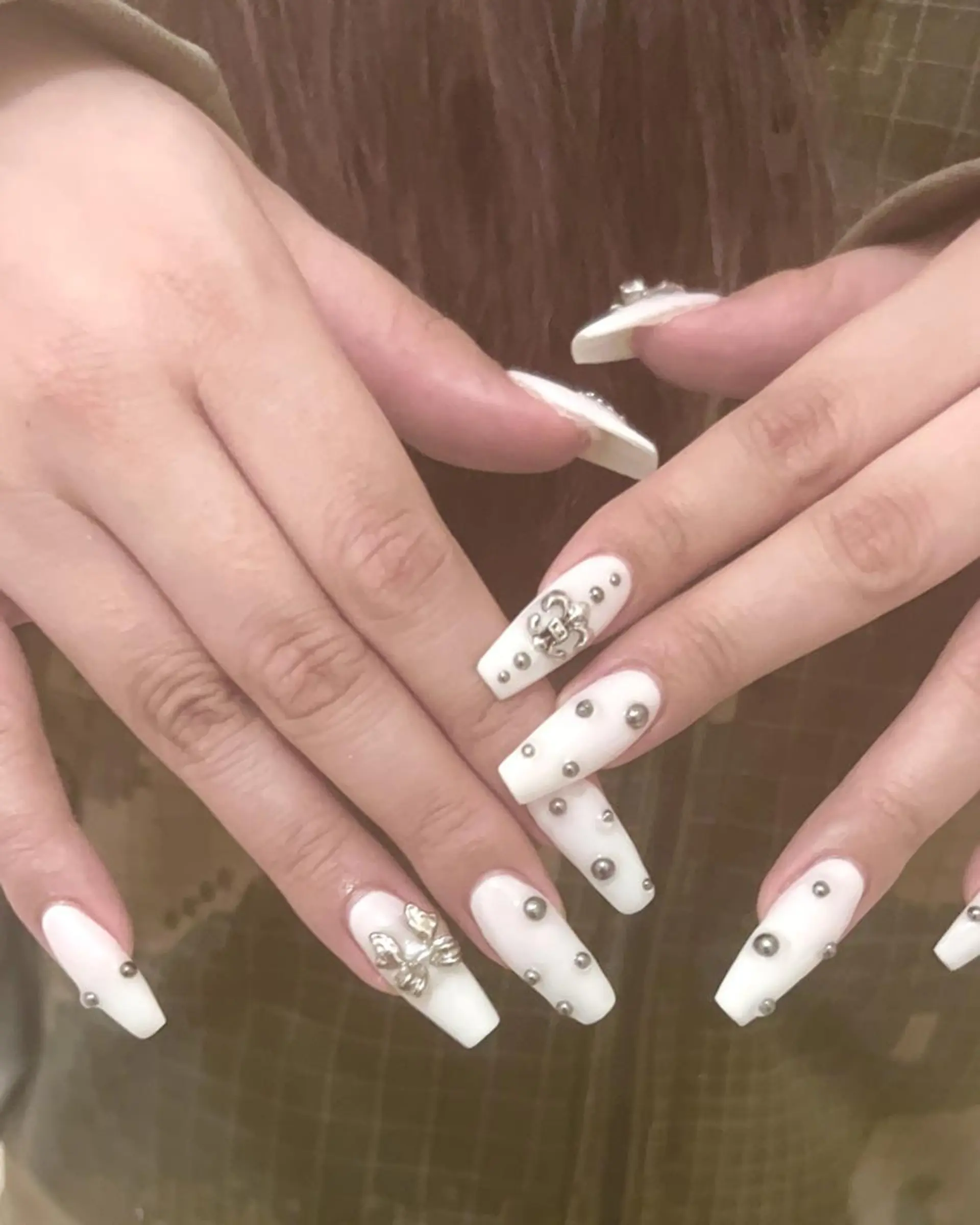 ネイル ハンドネイル ハンドケア 🍑 momo_nailのネイルデザイン