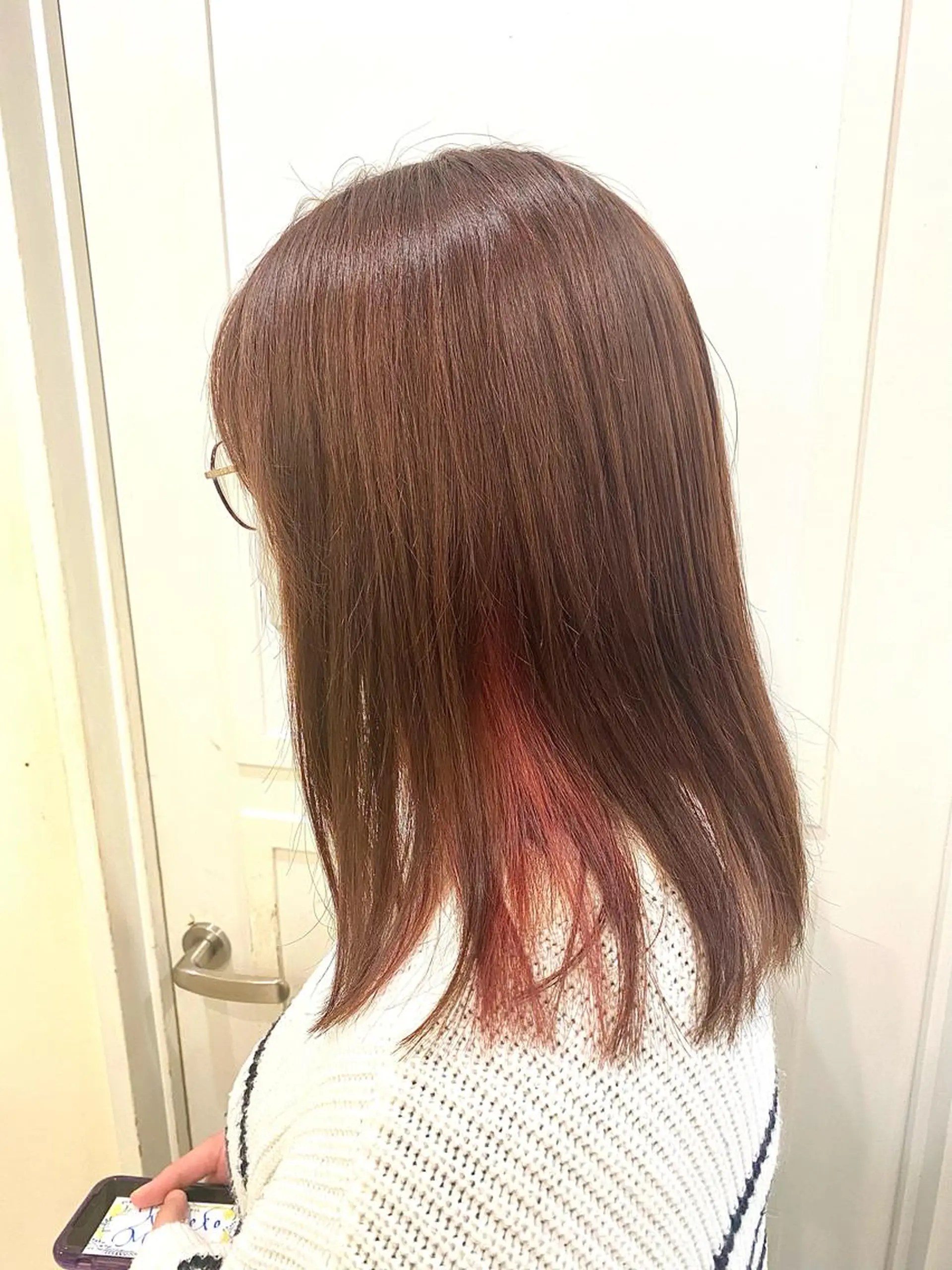 ショート カラー オレンジ オレンジピンク ピンクカラー 小野 茉奈美のヘアスタイル