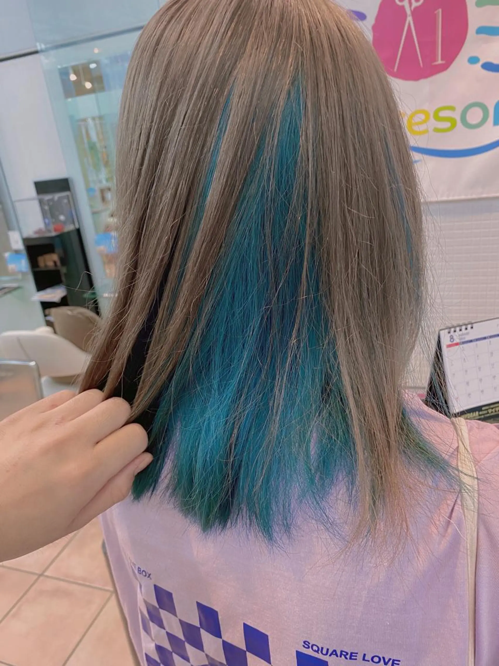 ミディアム カット ヘアカラー カラー特化 横川　翔希のヘアスタイル