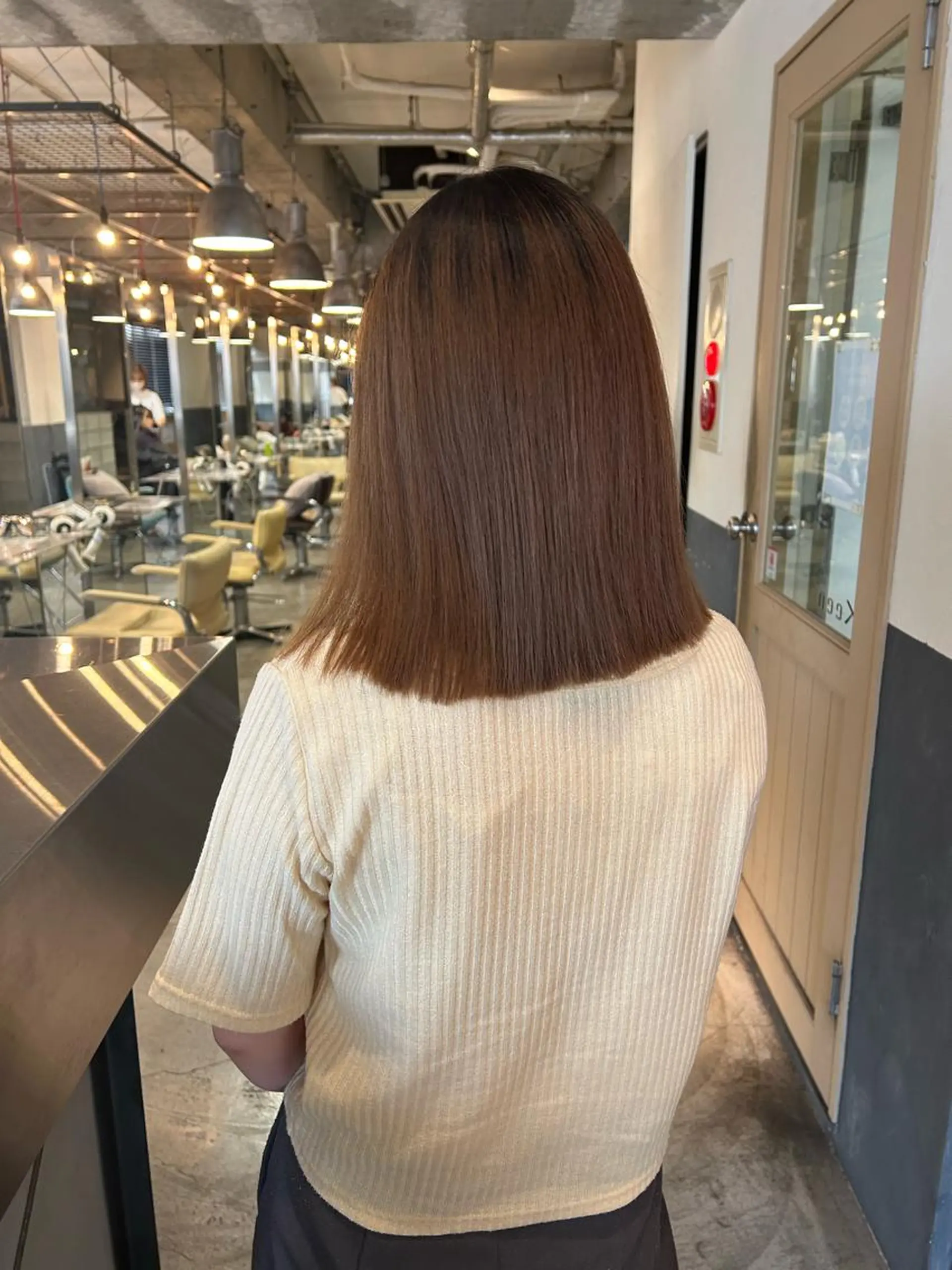 ミディアム カラー ショートカット募集中 /NAGISAのヘアスタイル