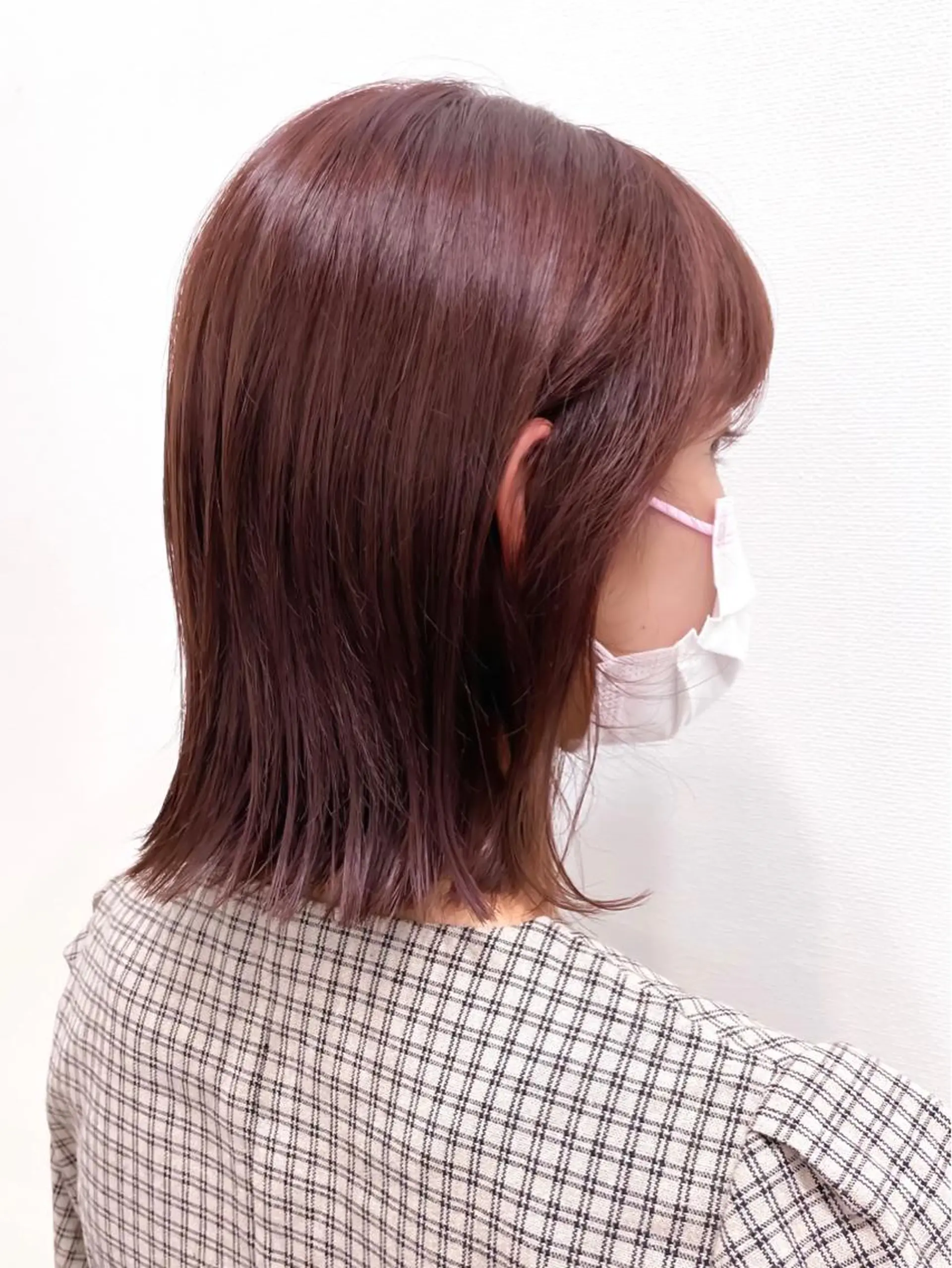 ショート 切りっぱなしボブ ピンクブラウン ボブ ショートヘア 外ハネヘア カット トリートメント allure所属・表参道Allure 大塚ちはなのヘアスタイル