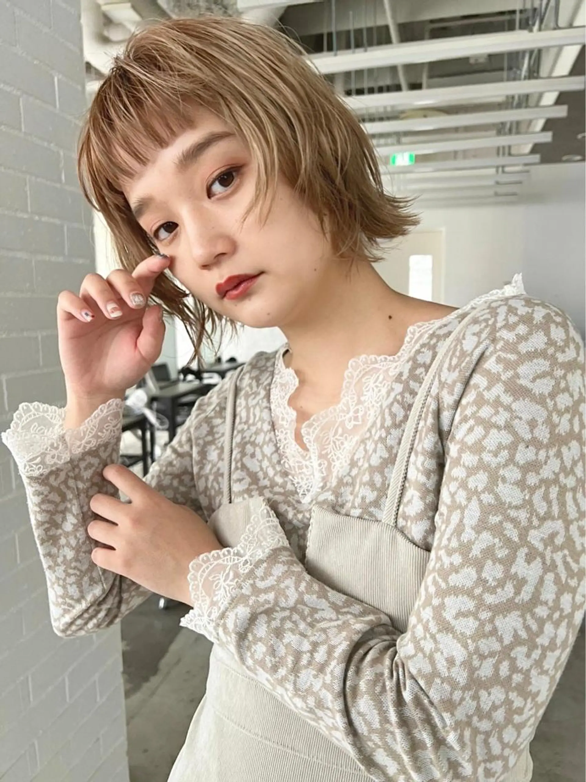 ショート カラー レイヤー特化✨️ 𝑨𝒀𝑨𝑻𝑶のヘアスタイル