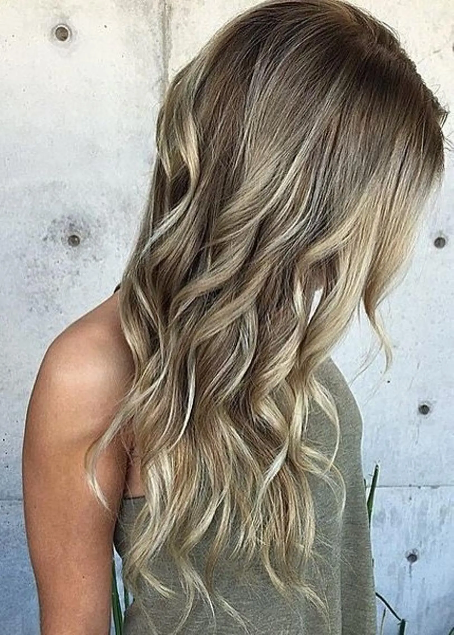 ロング カラー パーマ ヘアアレンジ R3 Eyelash RSKのマツエク・マツパデザイン