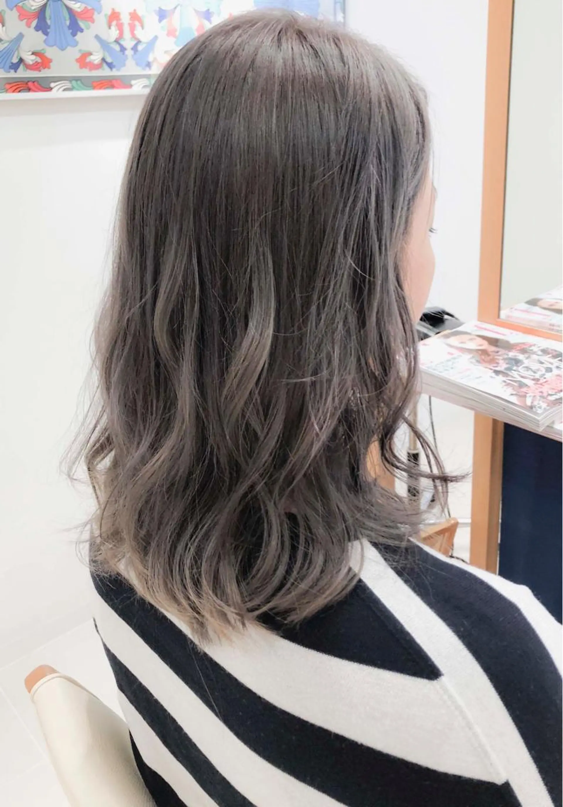 ロング カラー グレージュ Days 透明感カラーのヘアスタイル
