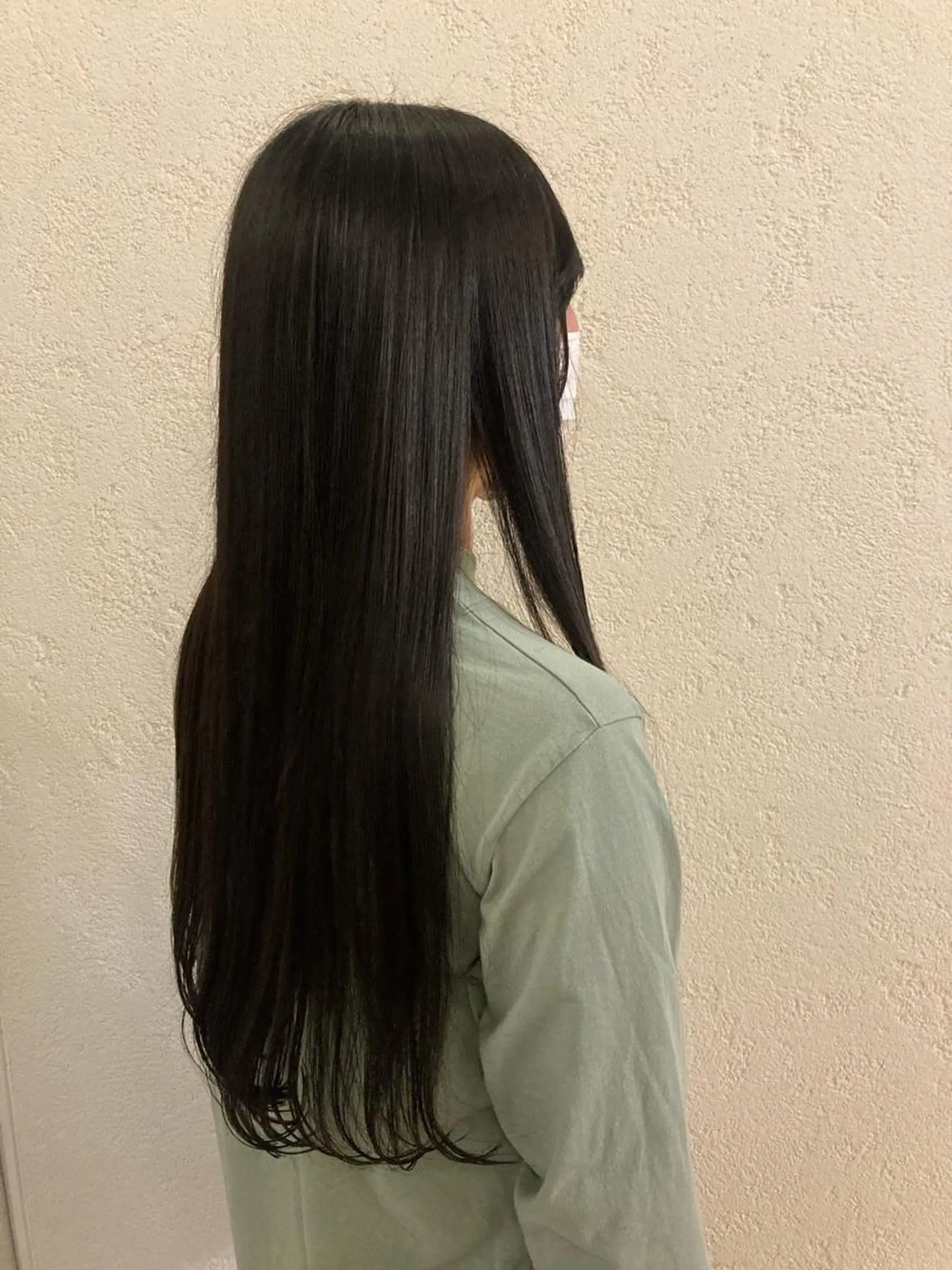 ロング 縮毛矯正 小池 楓のヘアスタイル