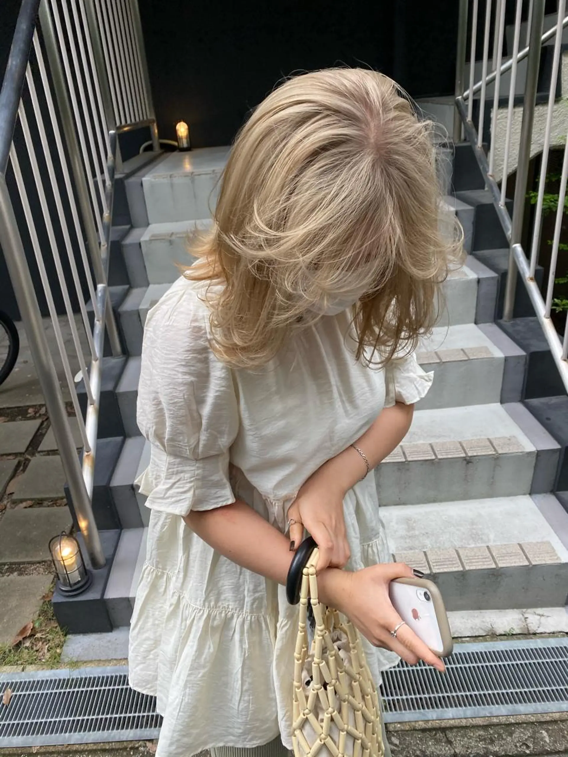 カラー ベージュカラー ホワイトベージュ ヘアカラー トリートメント natsune /レイヤーカットのヘアスタイル