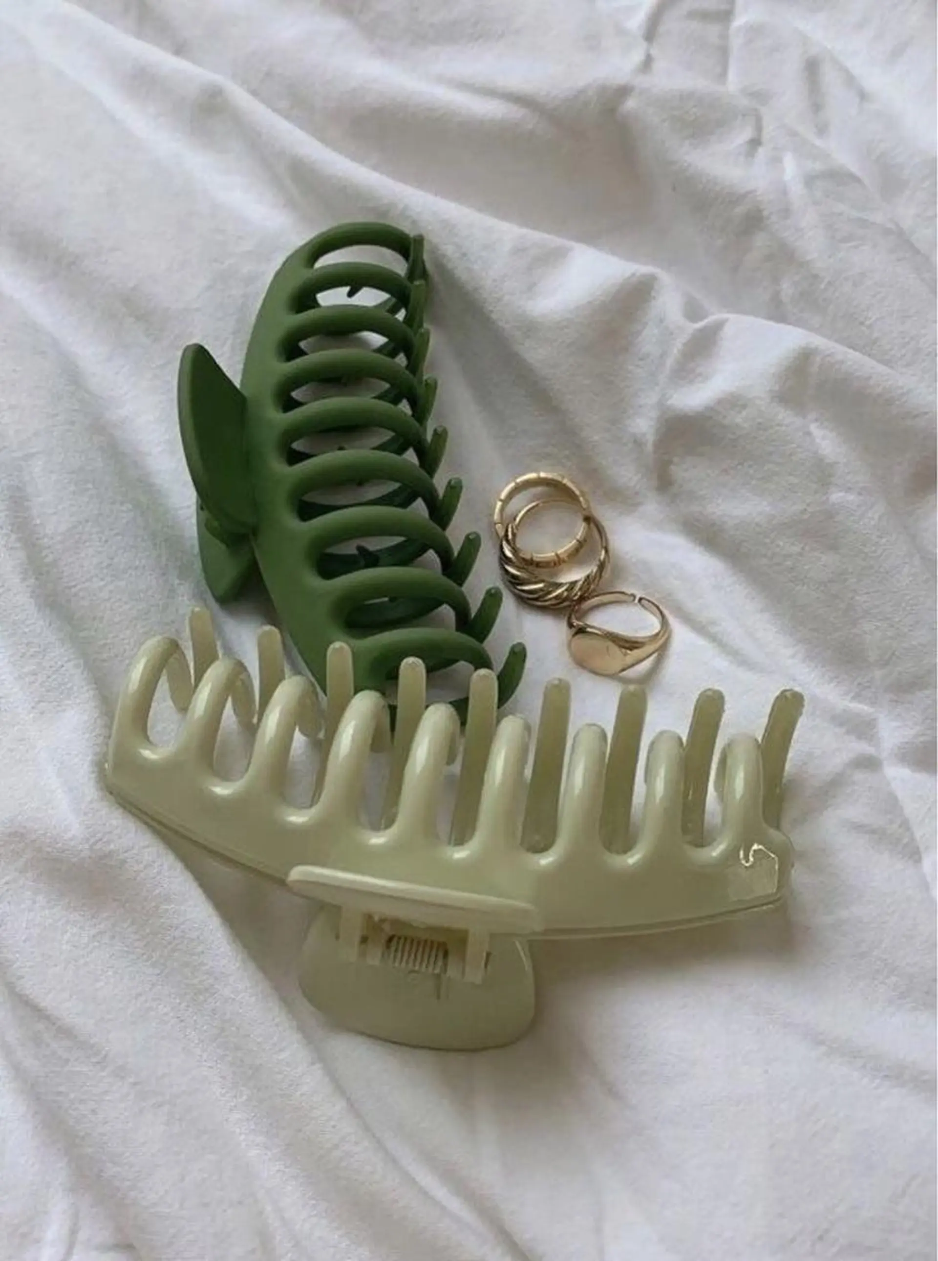 ブリーチ・ツヤ髪特化 レイヤー🥝ルナのヘアスタイル