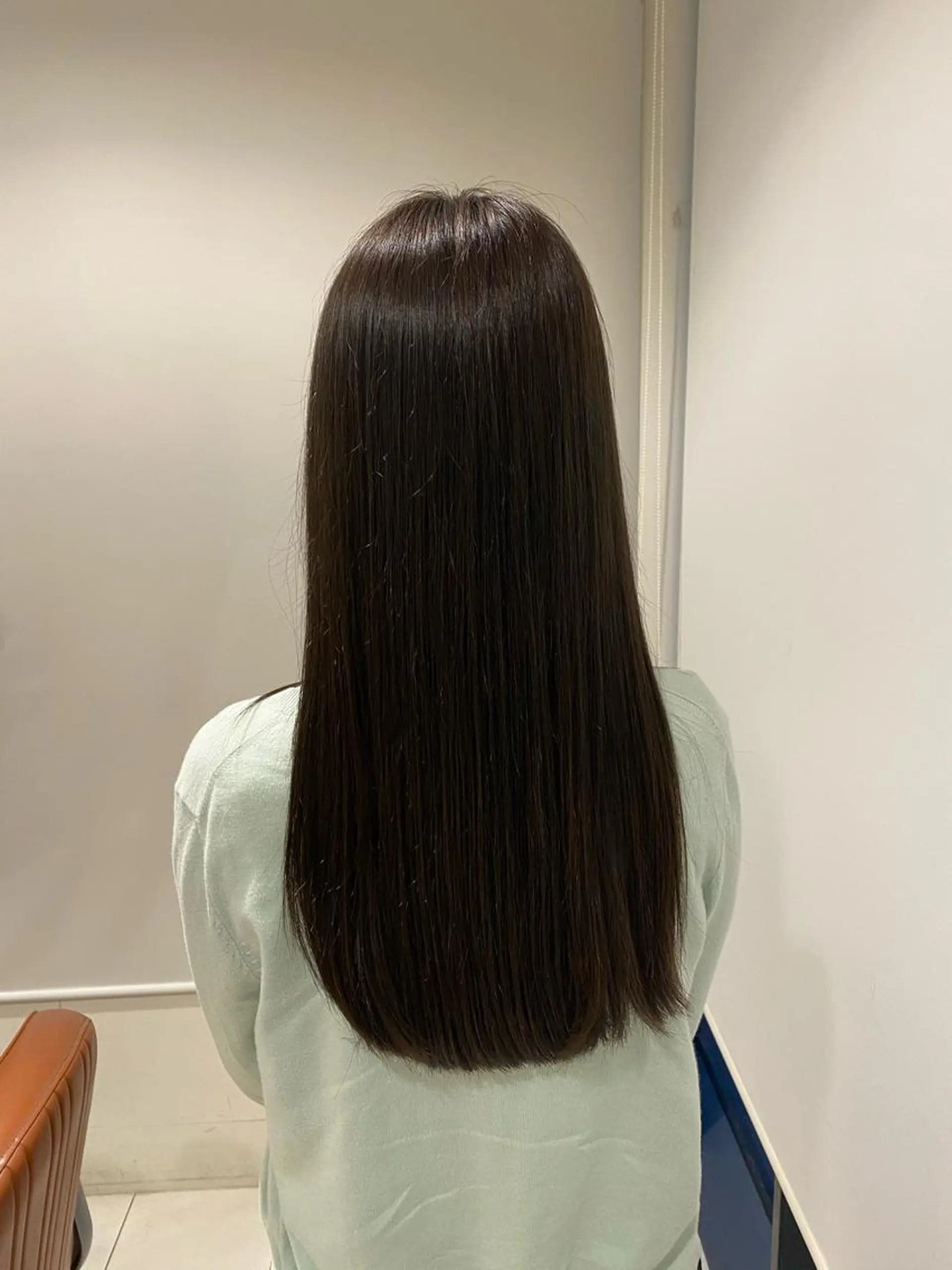 ロング カラー mei / 艶カラー ミディアム レイヤーのヘアスタイル