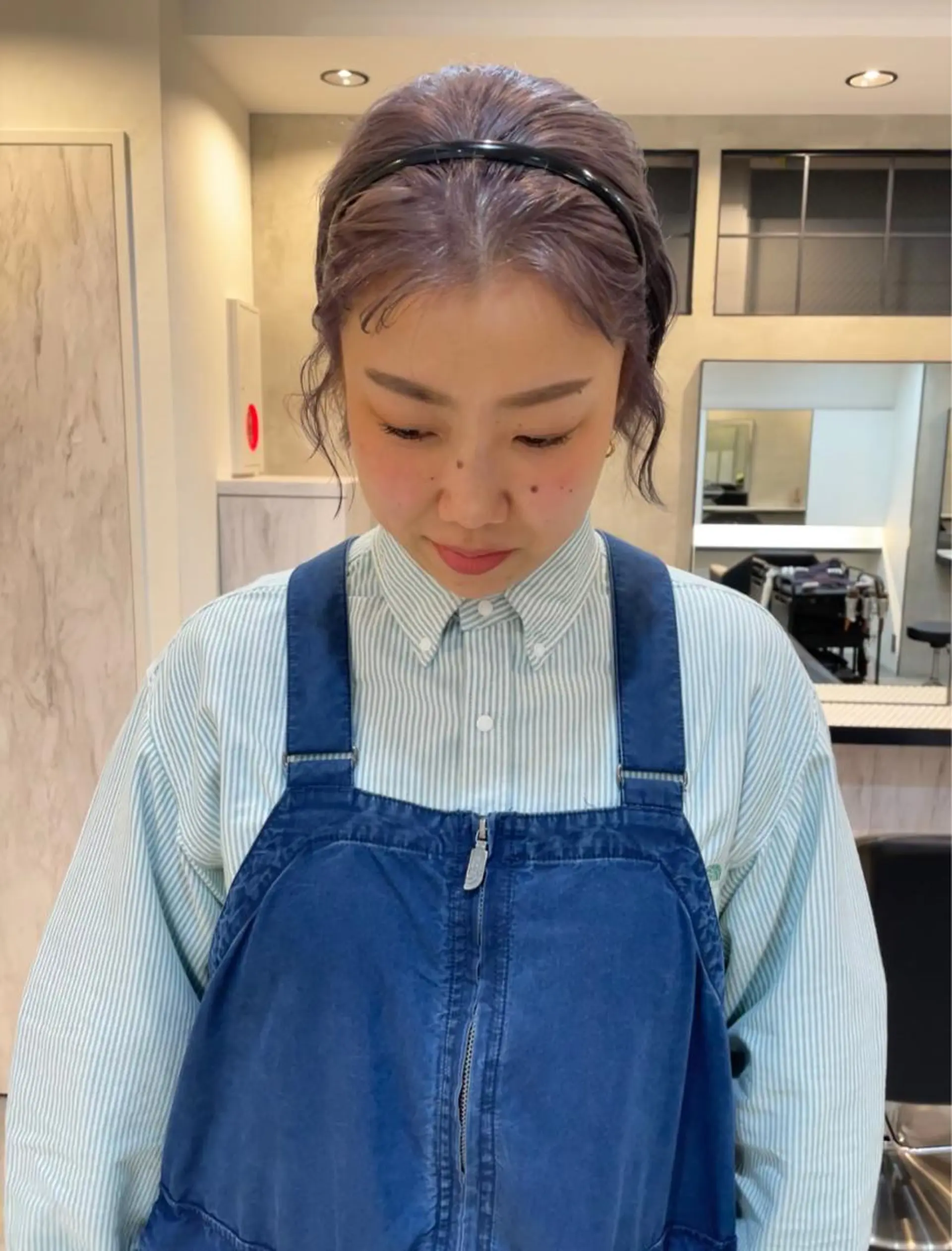 ショート カラー ベージュカラー ヘアカラー 渋谷 留菜のヘアスタイル