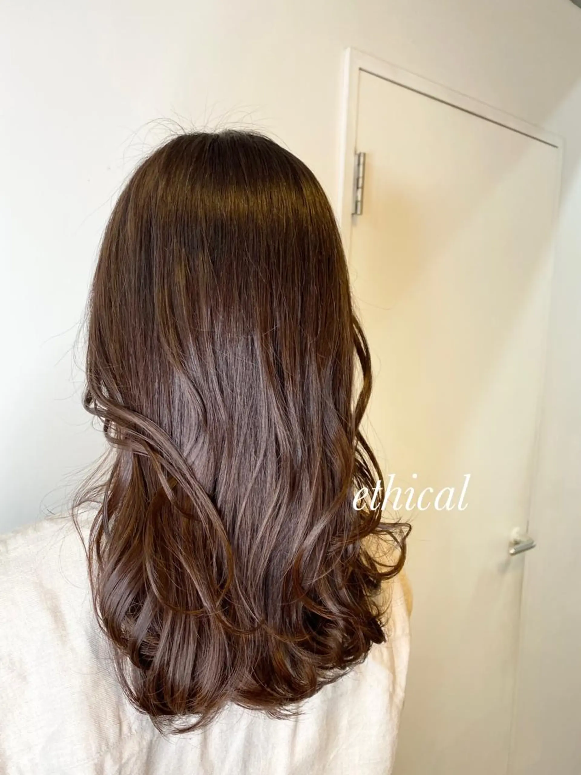 ロング 【エシカル】 HOSOMIのヘアスタイル