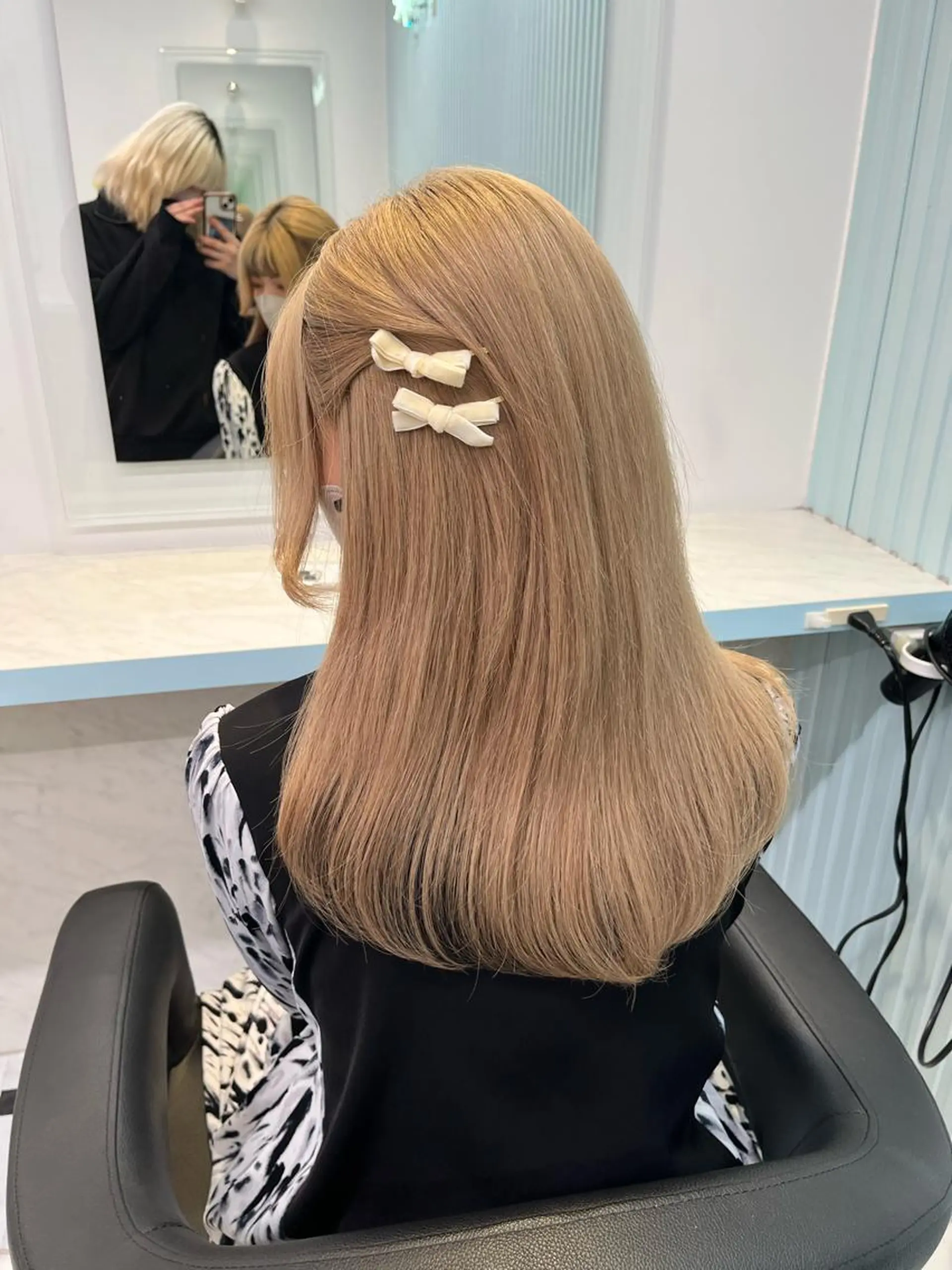 セミロング カラー ヘアアレンジ 簡単アレンジ 愛されカラー🩷 はるなのヘアスタイル