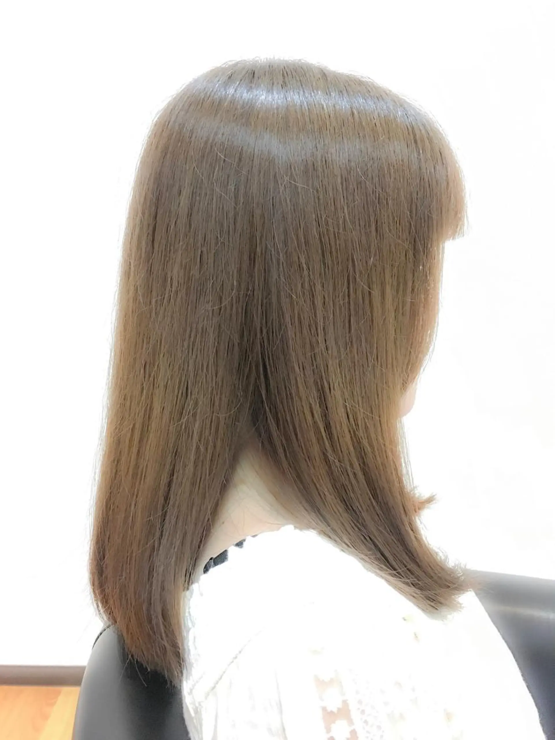 セミロング 縮毛矯正/髪質改善 飯田公祐のヘアスタイル