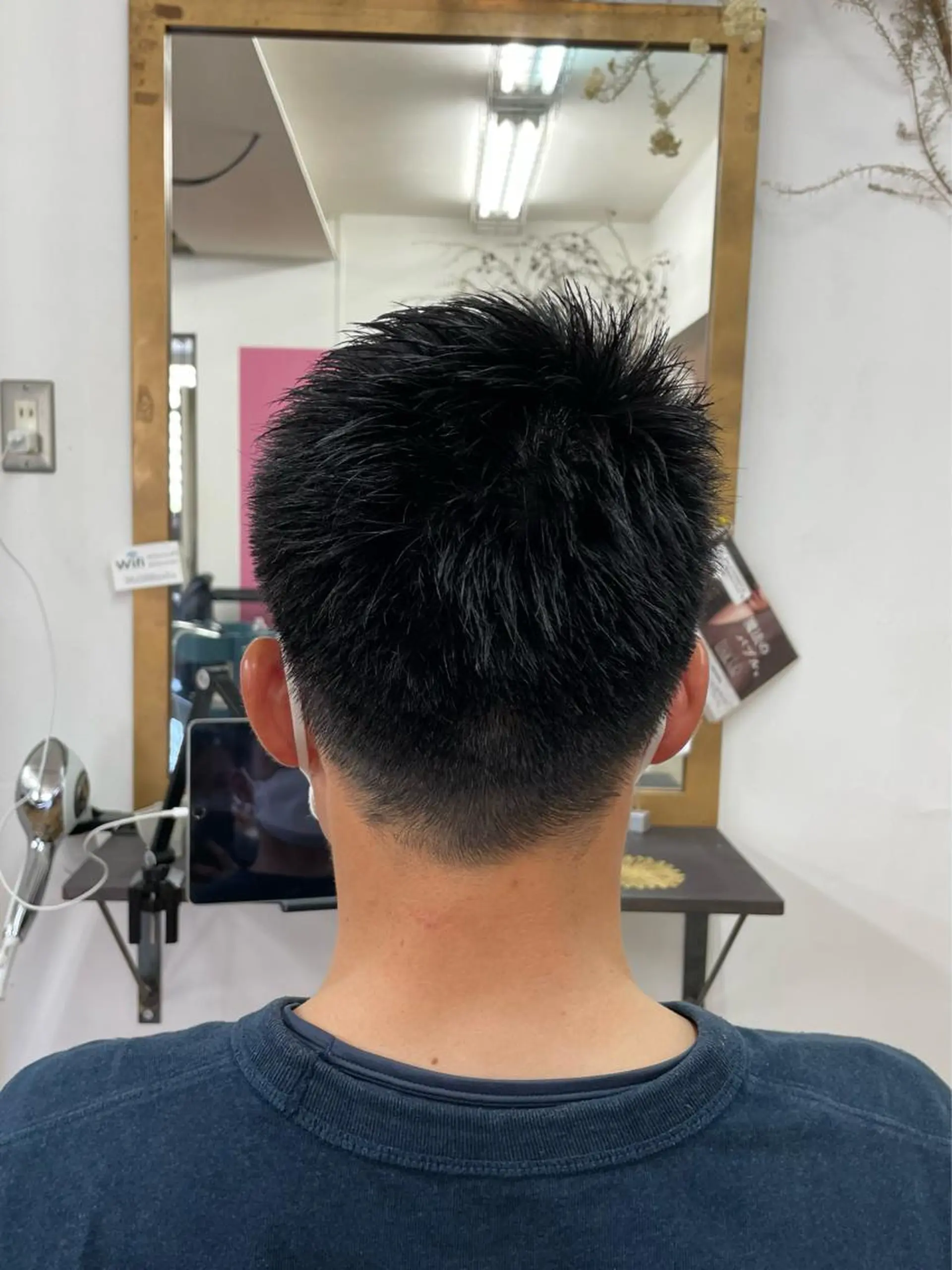 ショート メンズ JERICHO HAIR所属・河野 由佳の眉毛・アイブロウイメージ