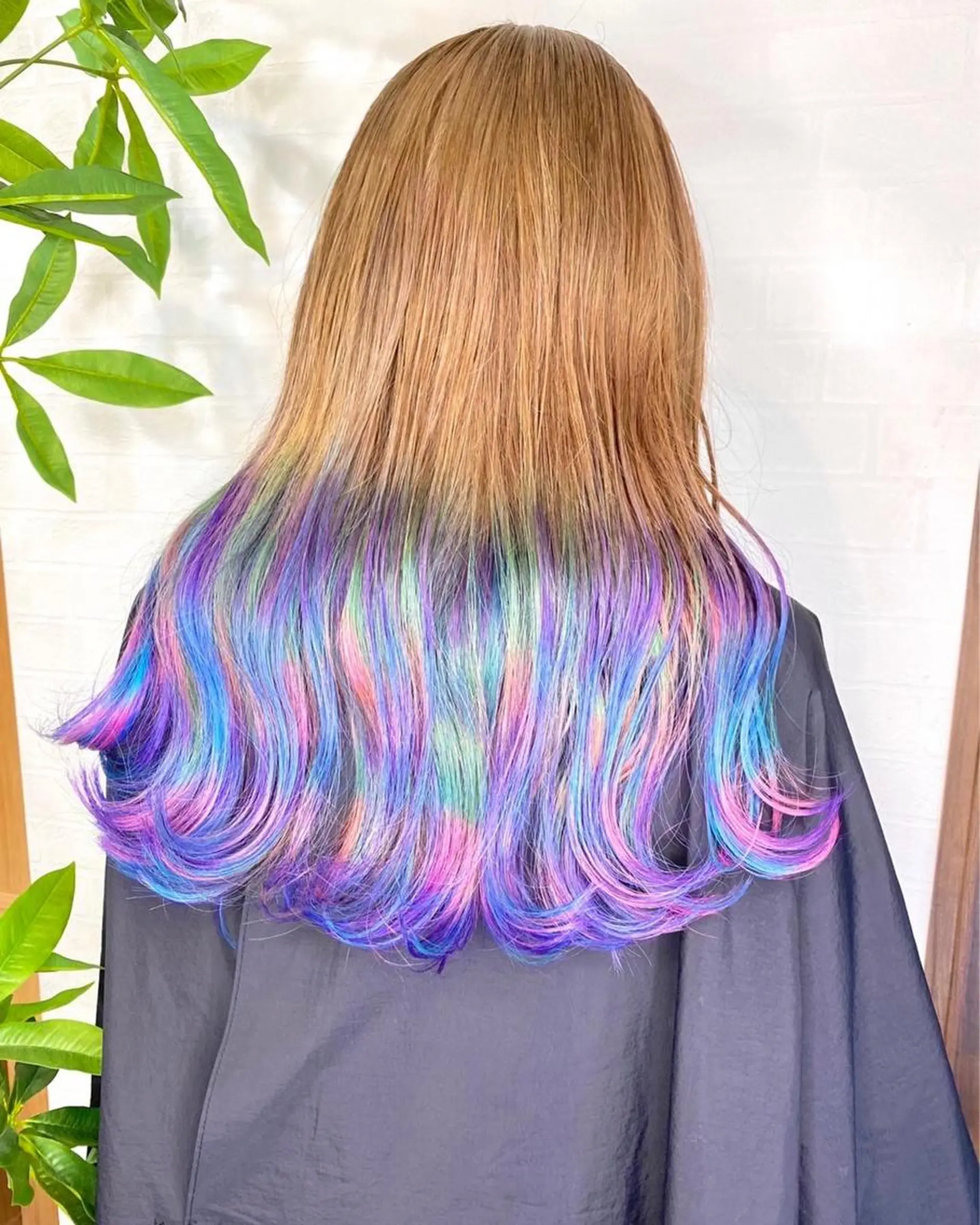 セミロング カラー ヘアアレンジ ユニコーンカラー Re:ta KANZOのヘアスタイル