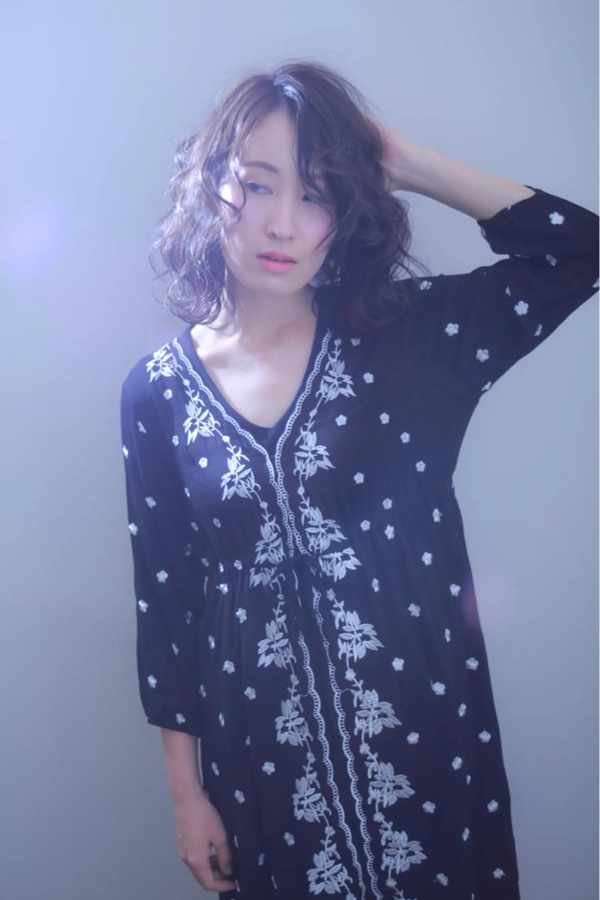 ミディアム 伊藤 裕貴のヘアスタイル