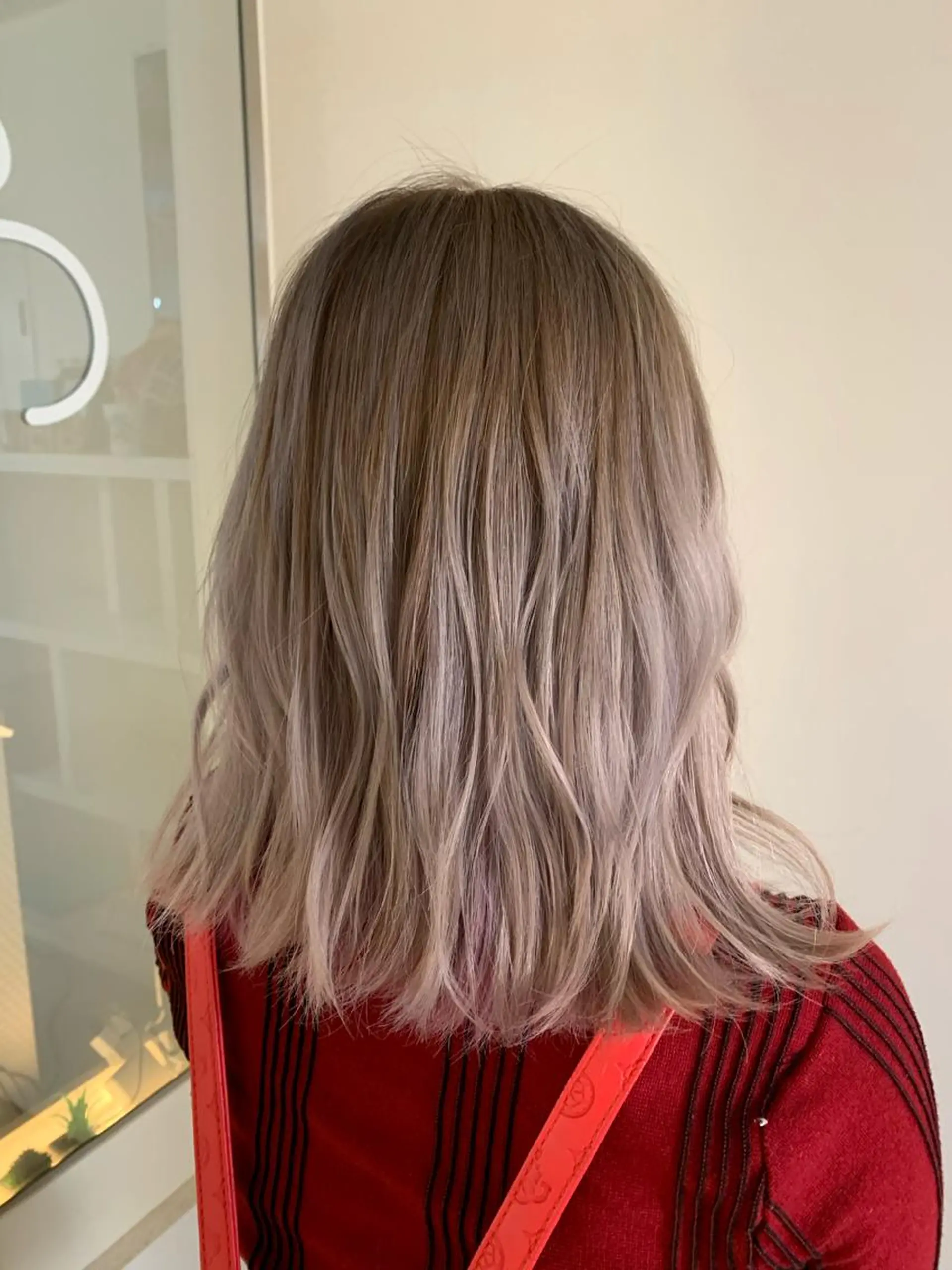 カラー 渡辺 健太のヘアスタイル