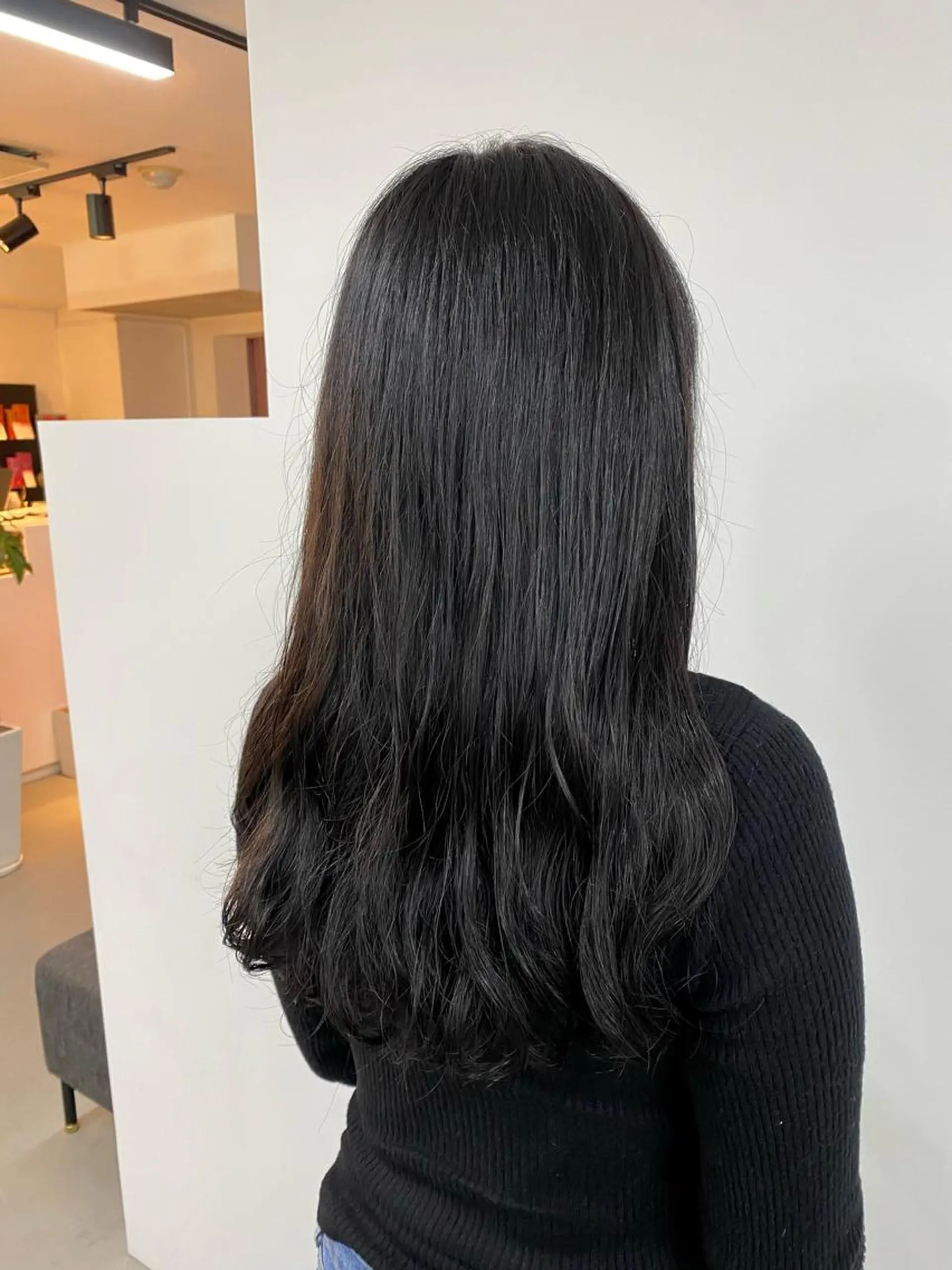 ロング カラー 黒髪 Aujuaソムリエ 🎨‎♡HARUのヘアスタイル