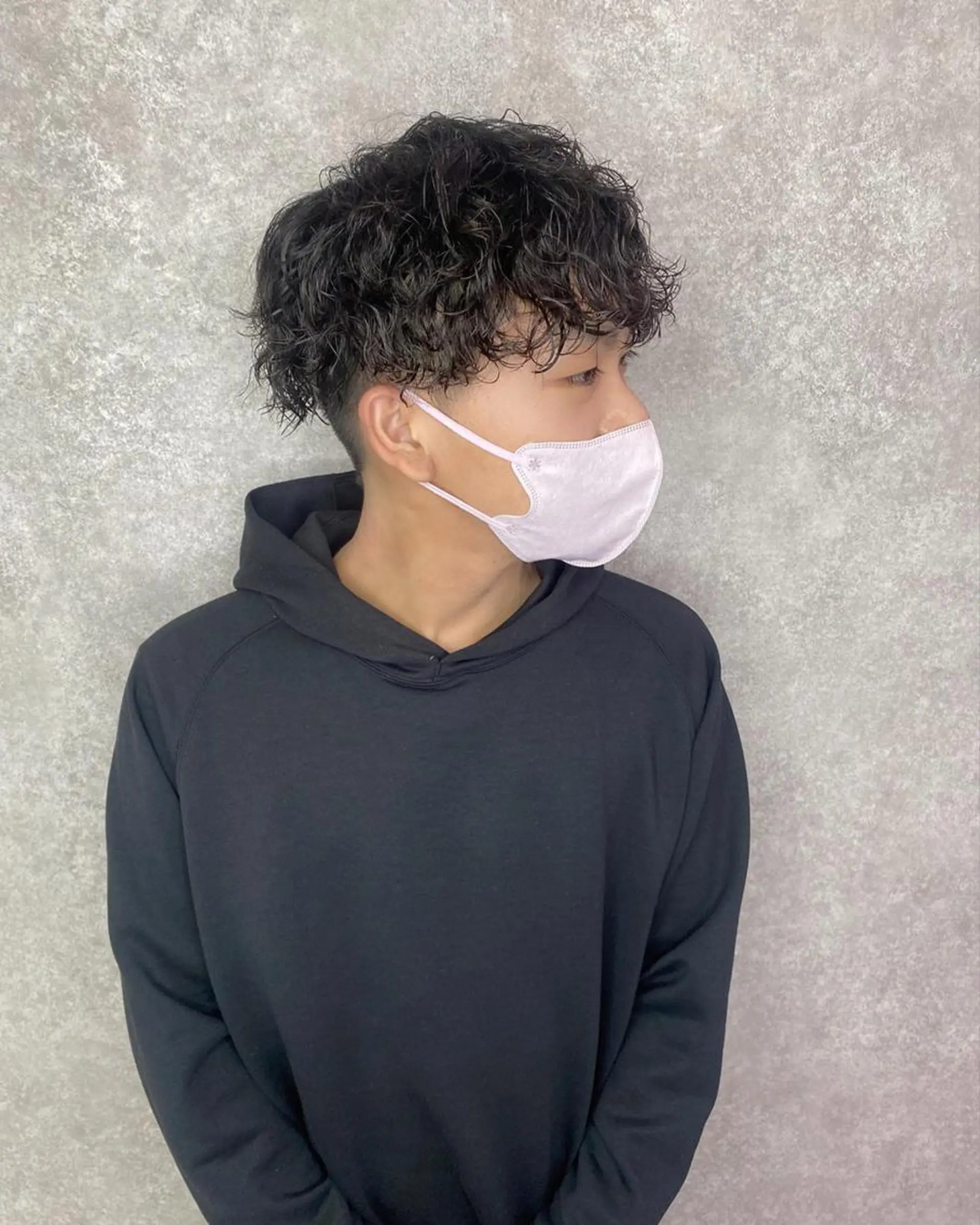 ロング カラー ツイストパーマ UNDER vr 【アンダーバー】のヘアスタイル