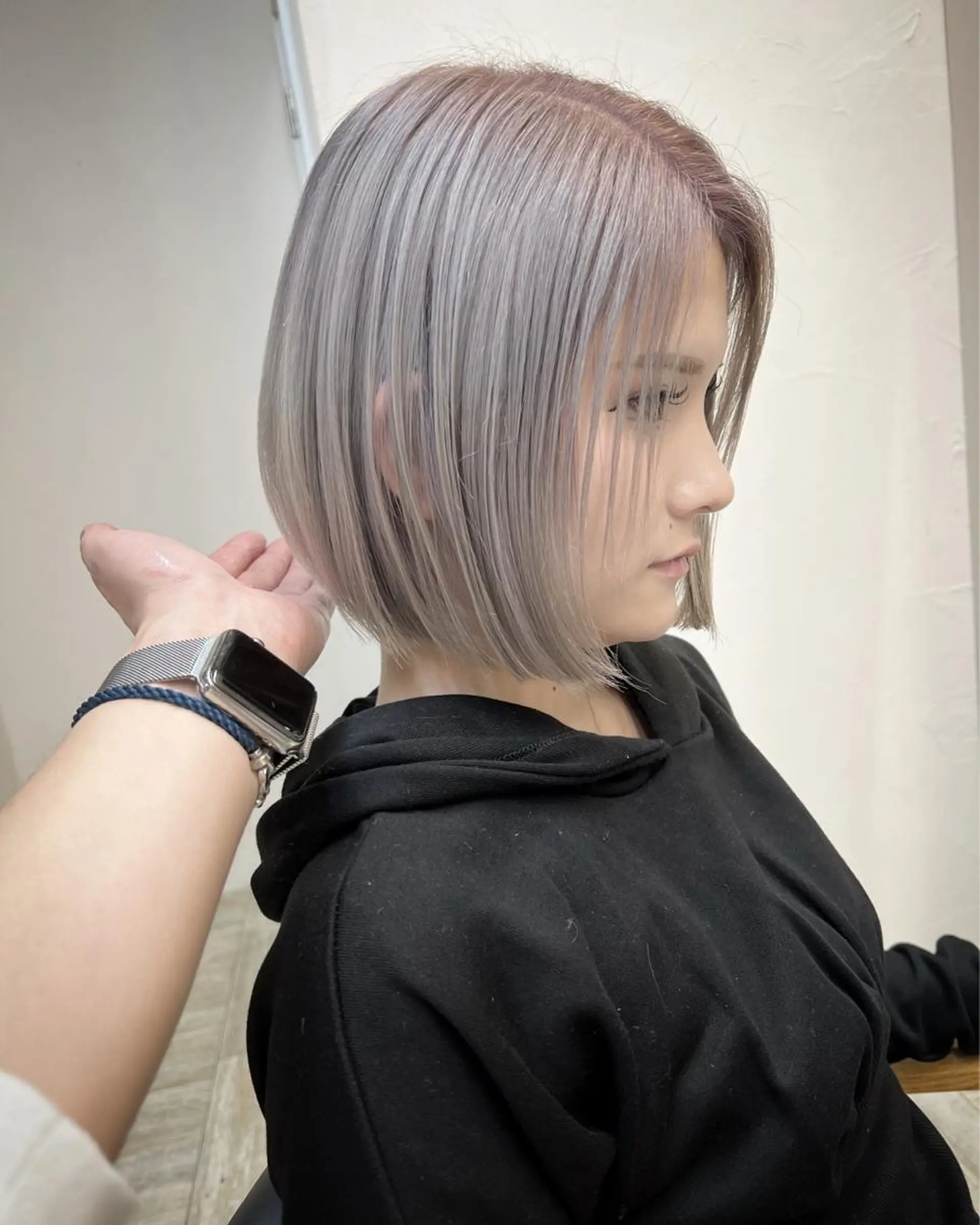 ショート カラー ブリーチ ケアブリーチ テトネ タカシのヘアスタイル