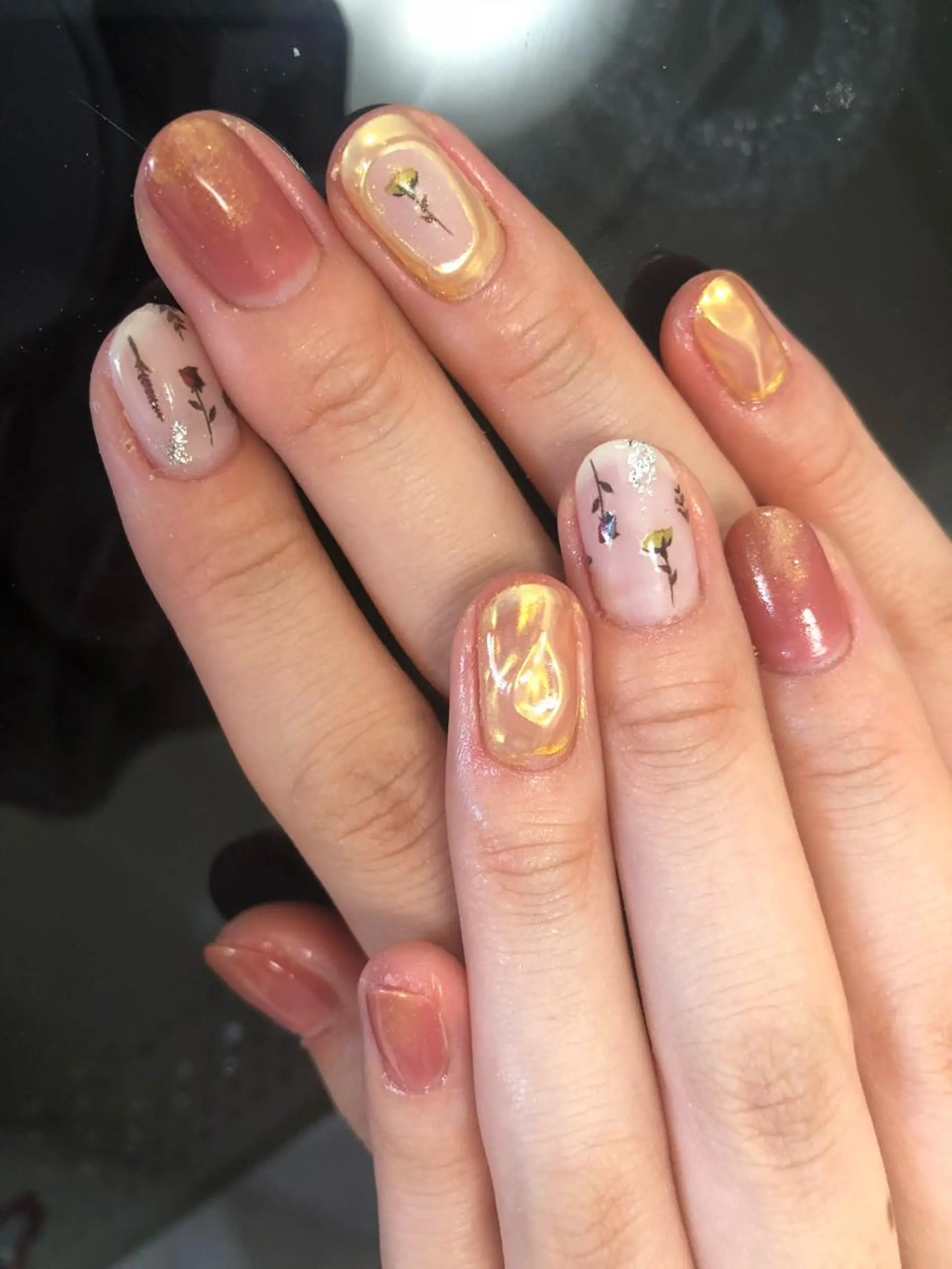 ネイル ハンドネイル 荒井 海輝のネイルデザイン