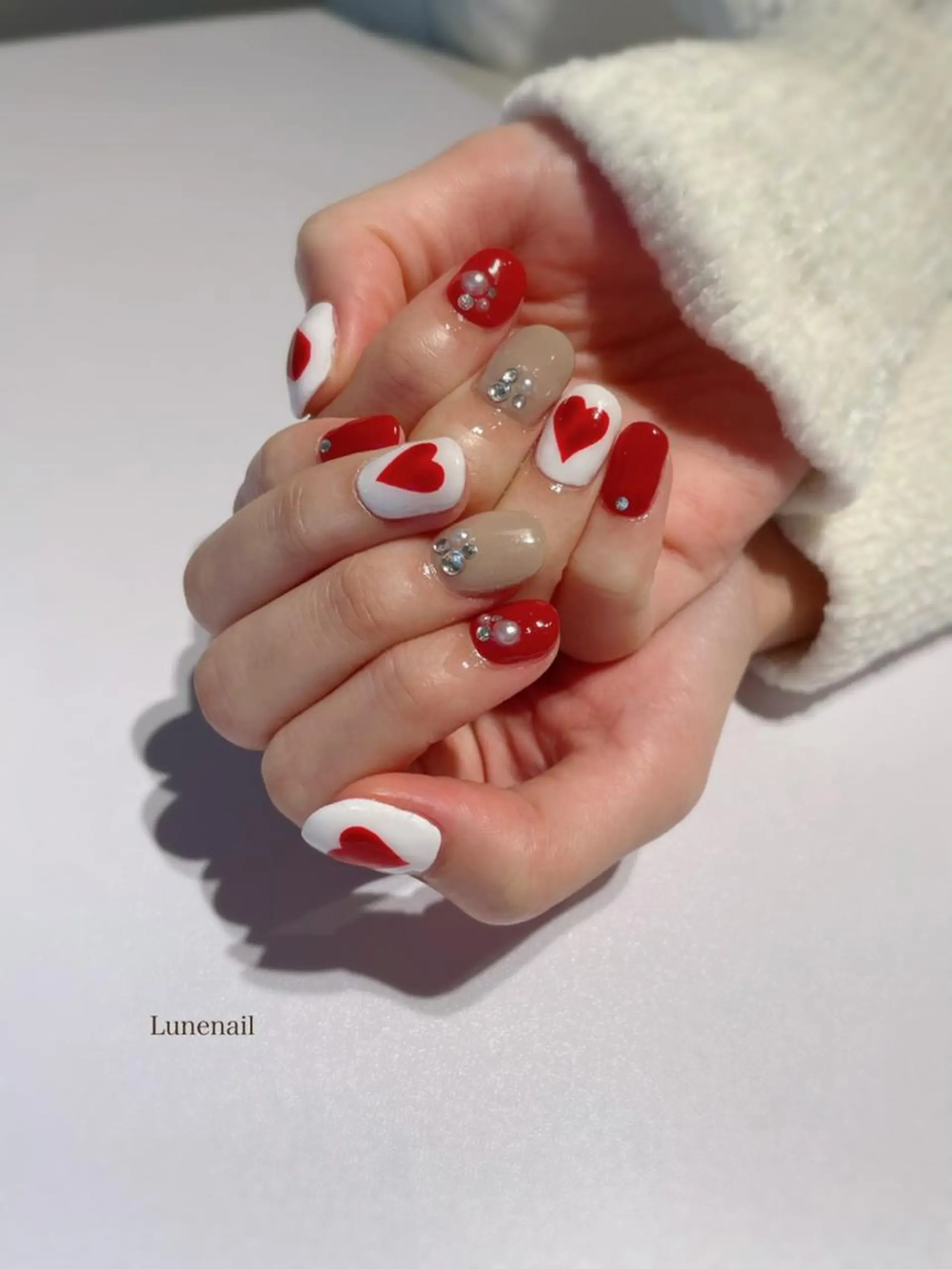 ミディアム Lunenail所属・Lune nailのネイルデザイン