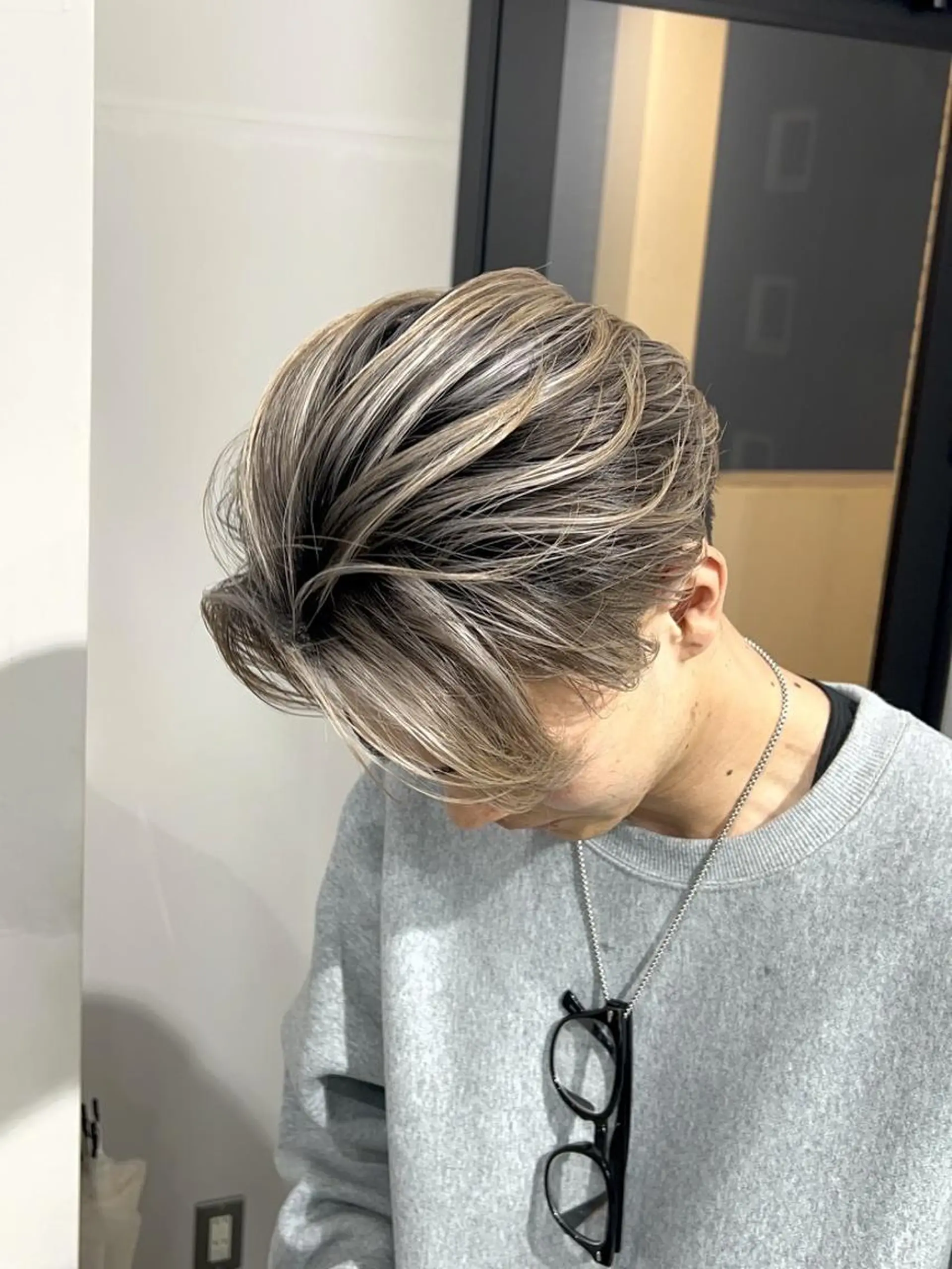 メンズ カラー メンズブリーチ ブリーチ ダブルカラー カット ヘアカラー ✨【公式】 juhl.横浜✨のヘアスタイル