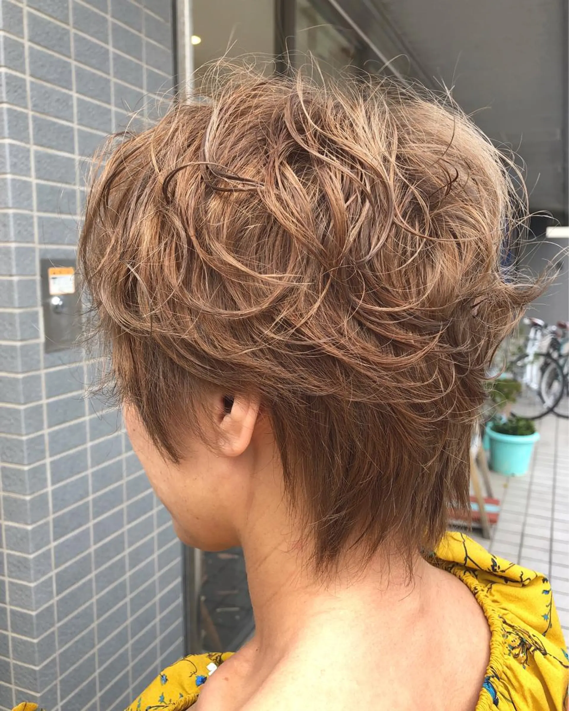 ショート カラー ヘアカラー 似合わせ レイヤー須川のヘアスタイル