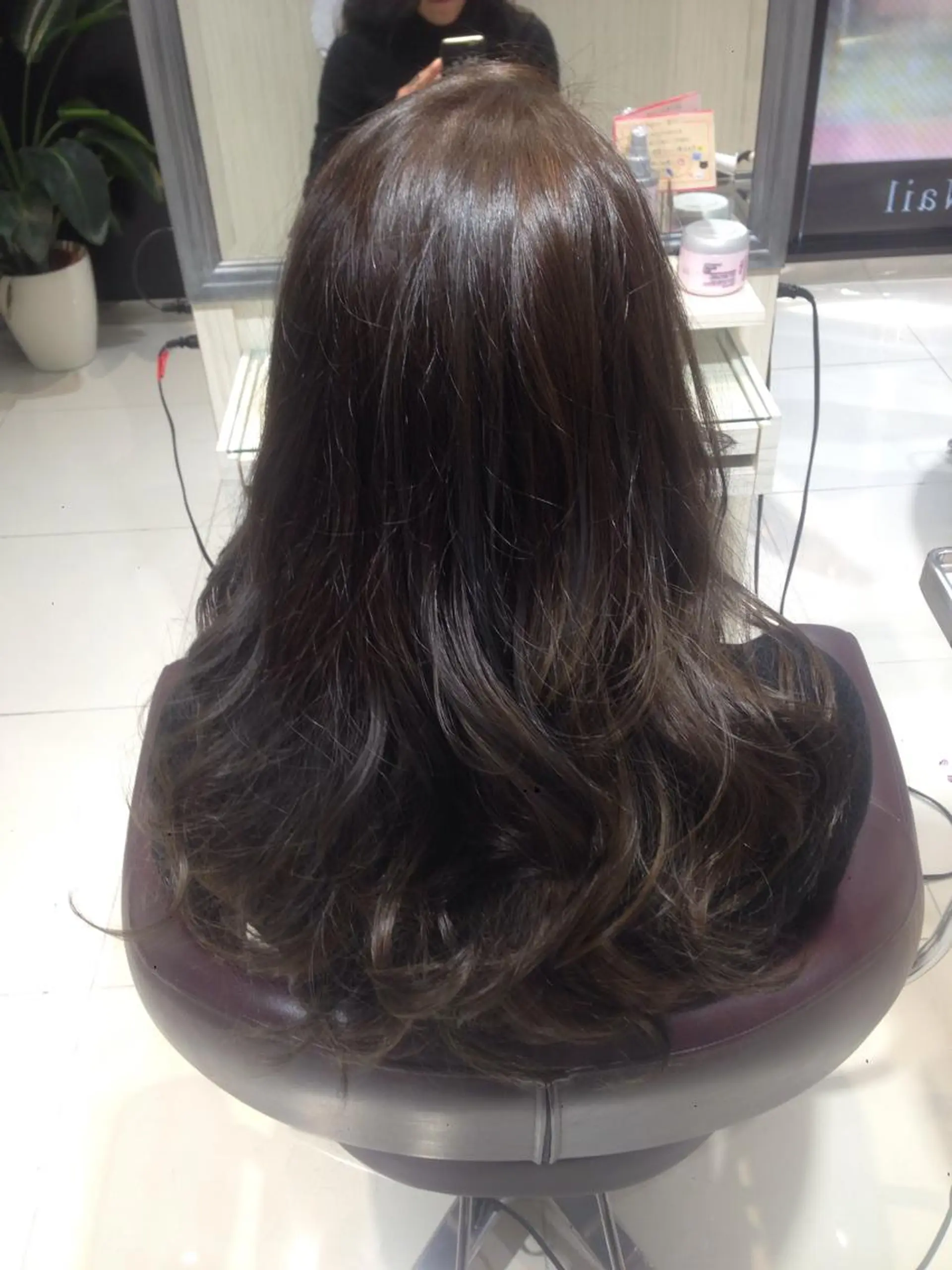 セミロング ロング カラー グレージュ ✨艶髪✨透明感✨ 山内大樹のヘアスタイル