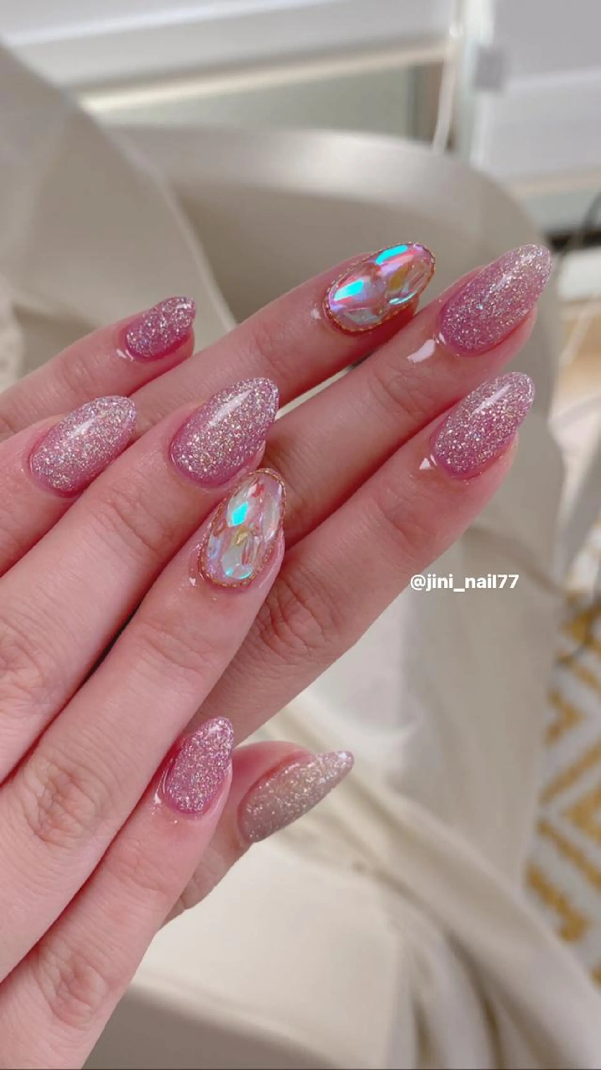 ネイル ハンドネイル JINI NAIL所属・ジニ ネイルのネイルデザイン