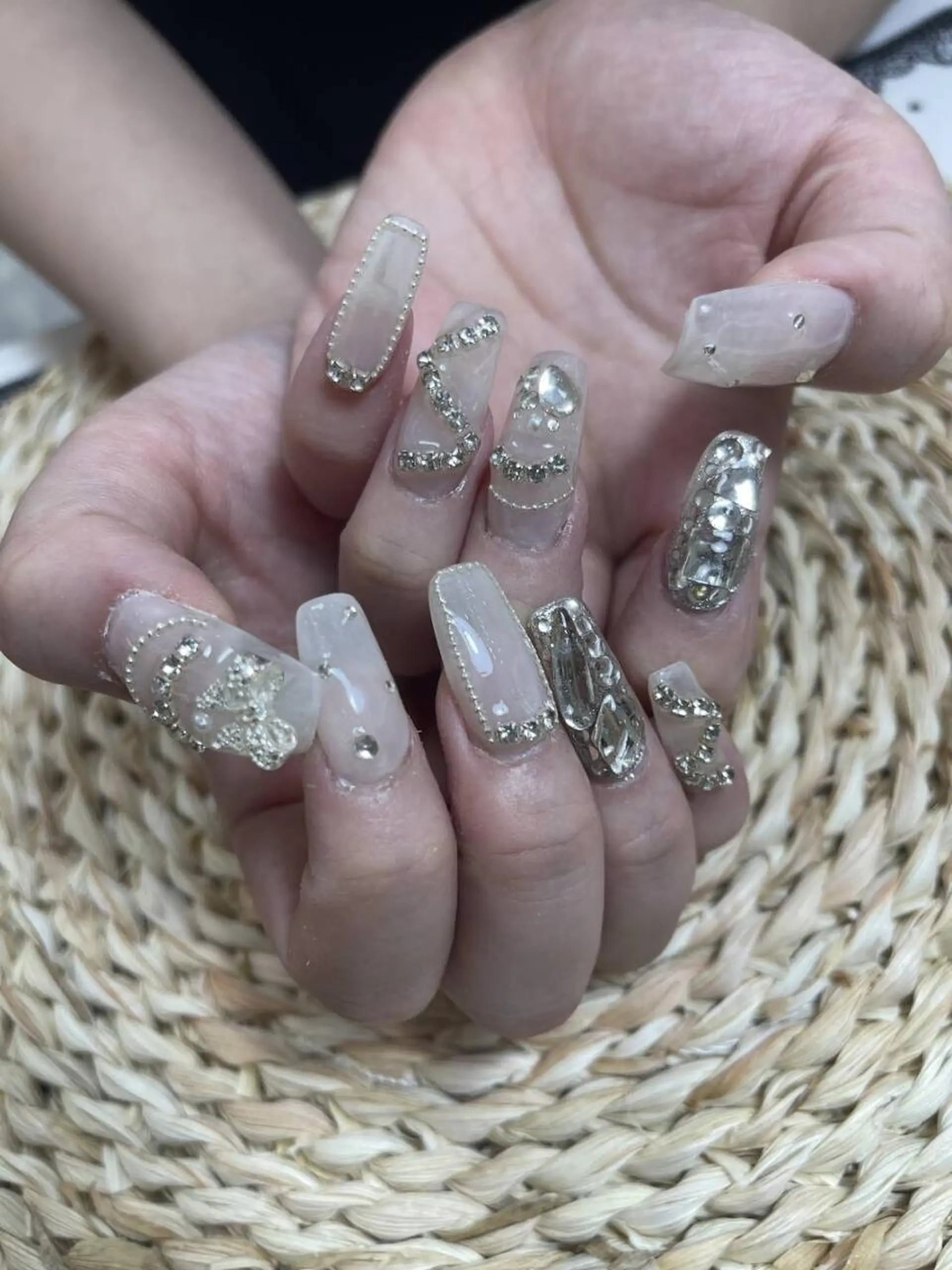 ネイル ハンドネイル DEMAIN- 🌹のネイルデザイン