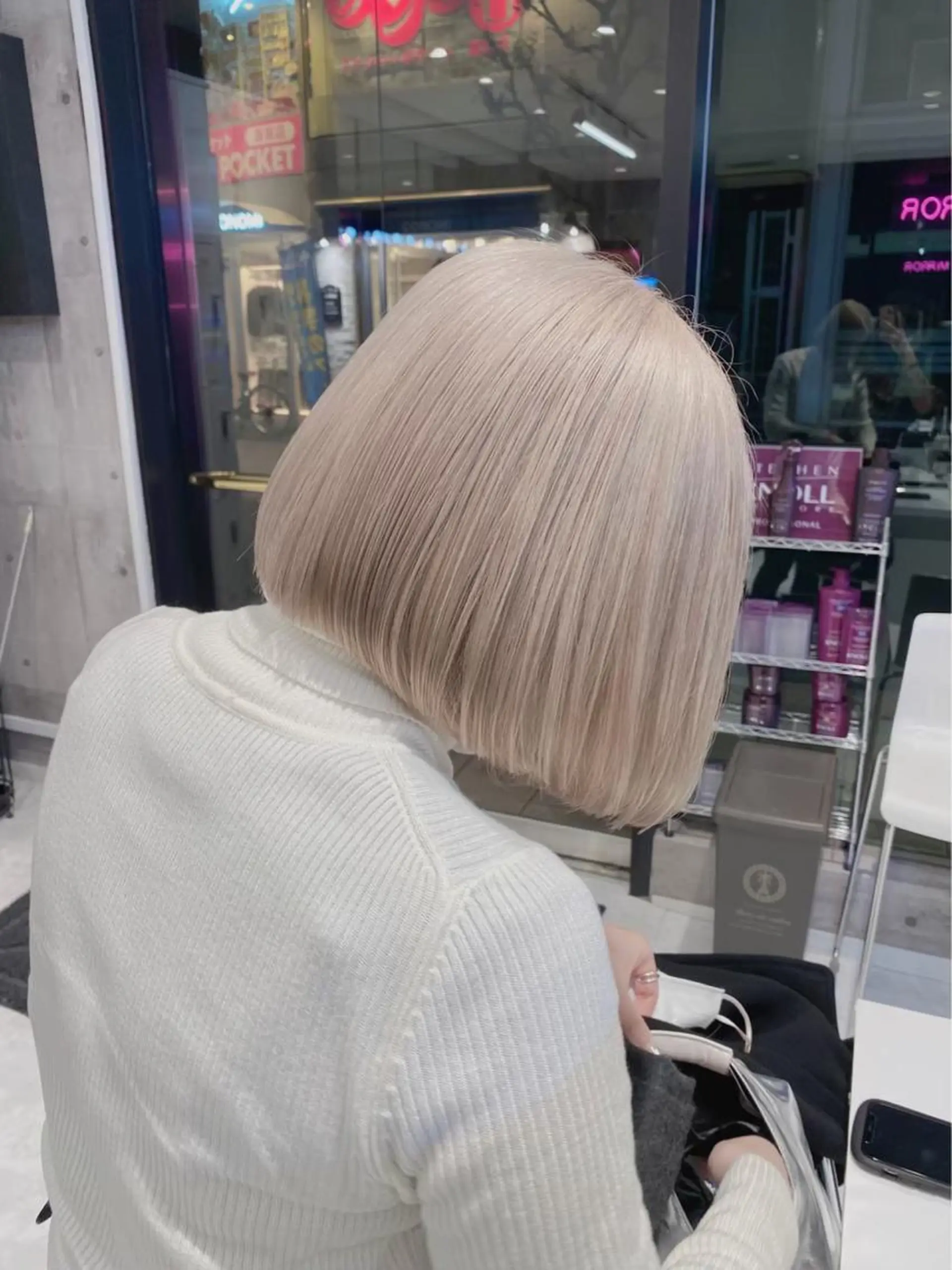 ミディアム カラー ヘアアレンジ アッシュ アッシュグレー アッシュグレージュ バレイヤージュ ミストバング カット ヘアカラー トリートメント 韓国ヘア特化💍 tiam💍ブリーチのヘアスタイル