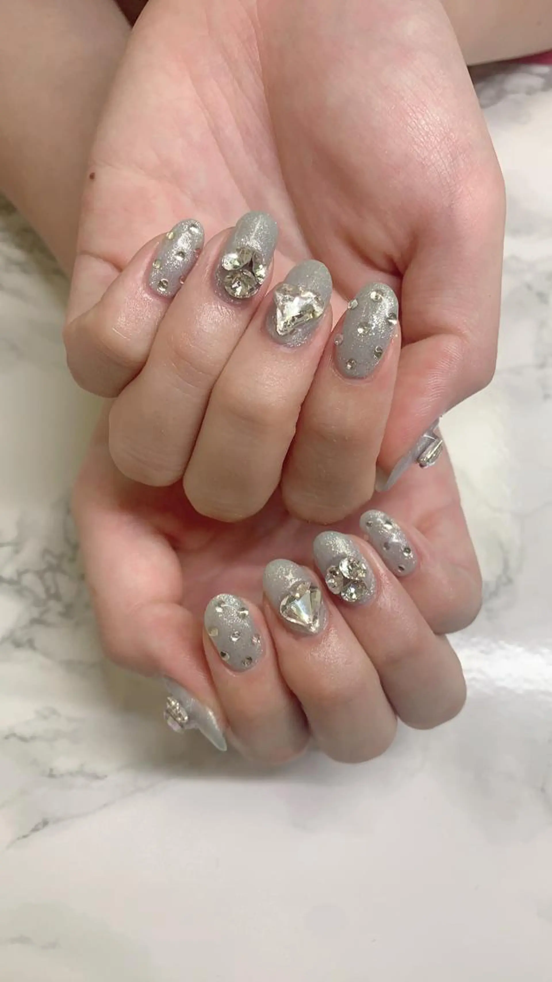 ネイル はな💎ネイル ワンホン、長さ出しのネイルデザイン