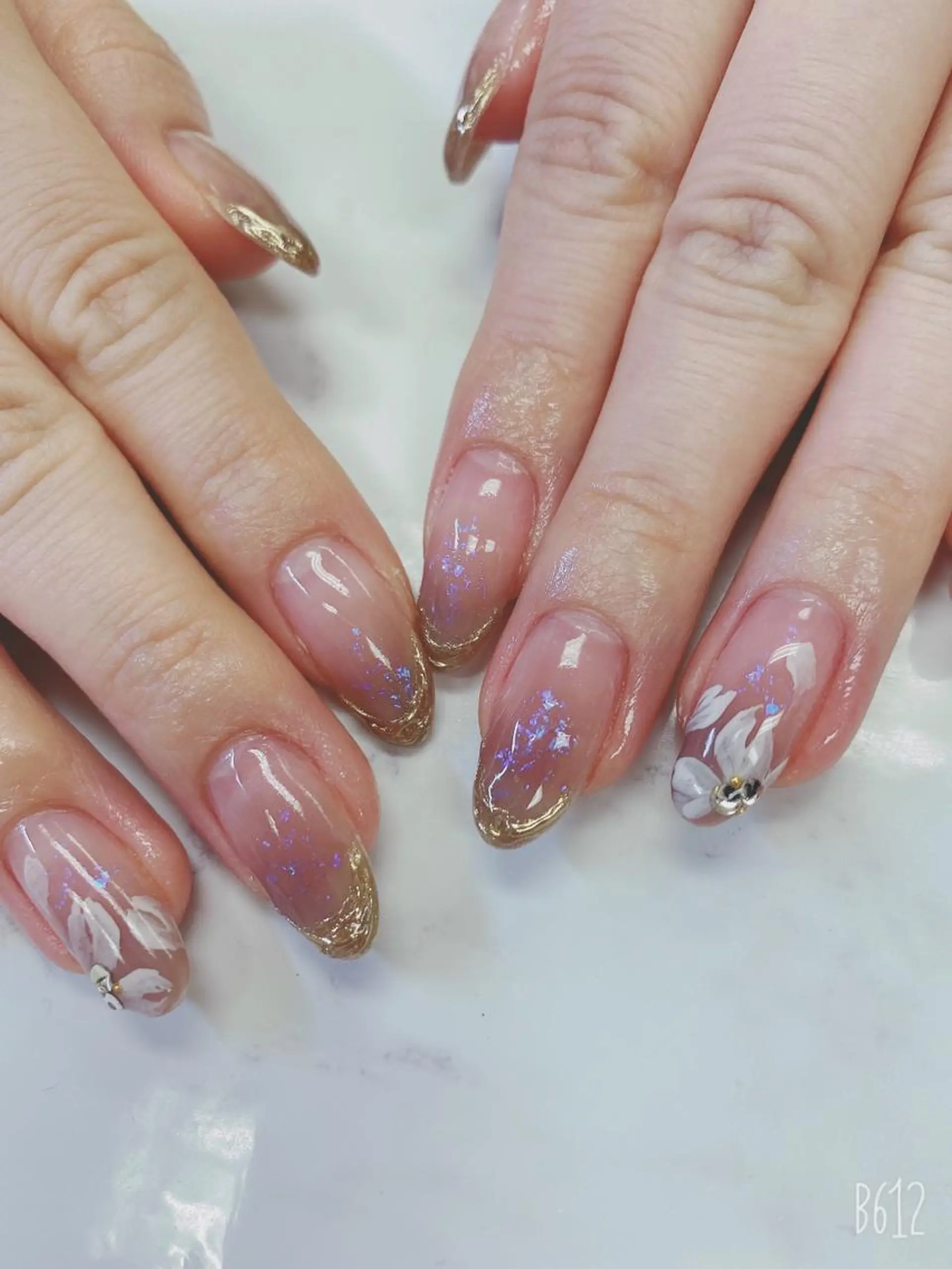 ミディアム ハンドネイル JNA認定講師🌸 RIEのネイルデザイン