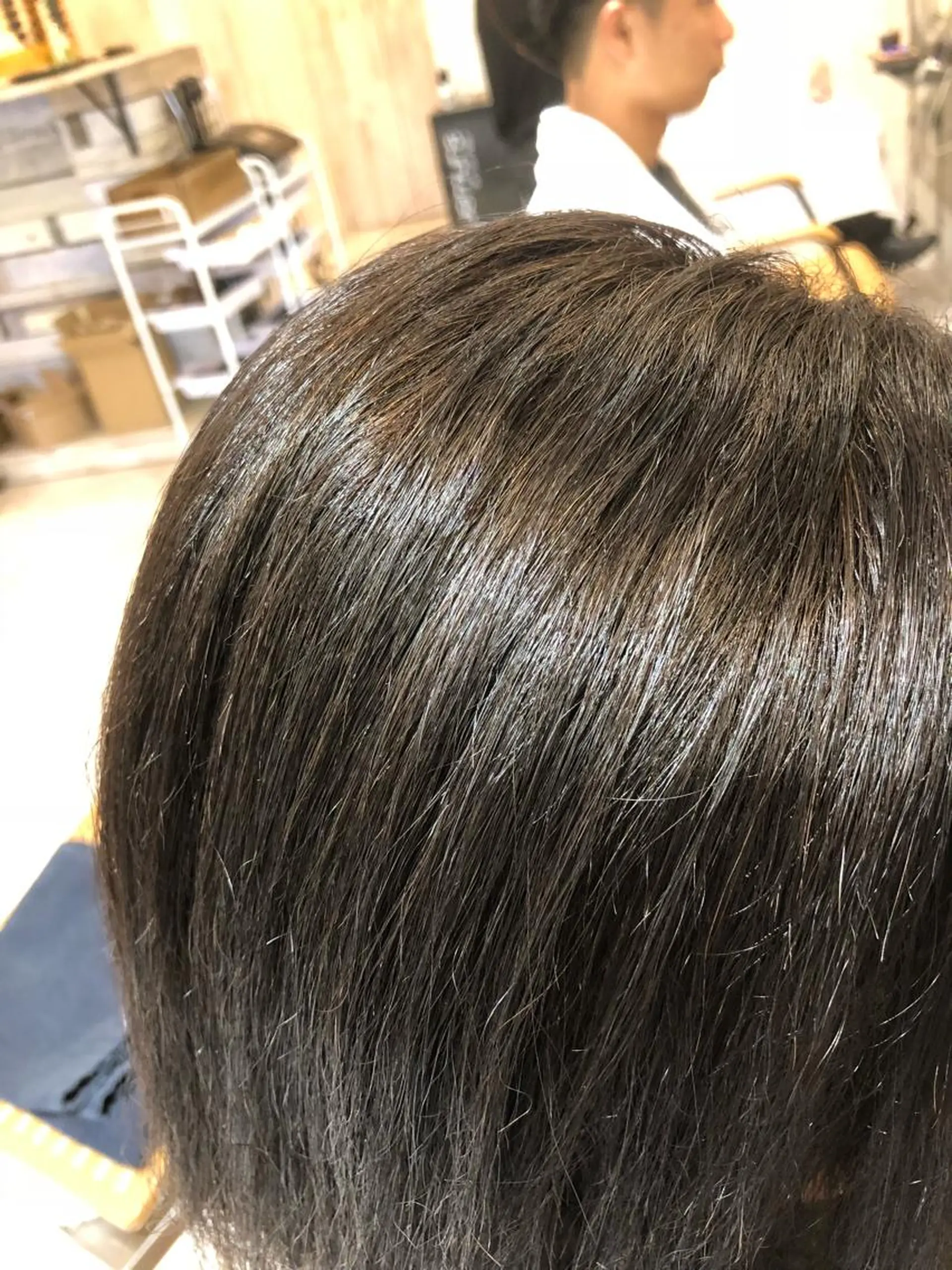 カラー 【デザイナー】田中 美生のヘアスタイル