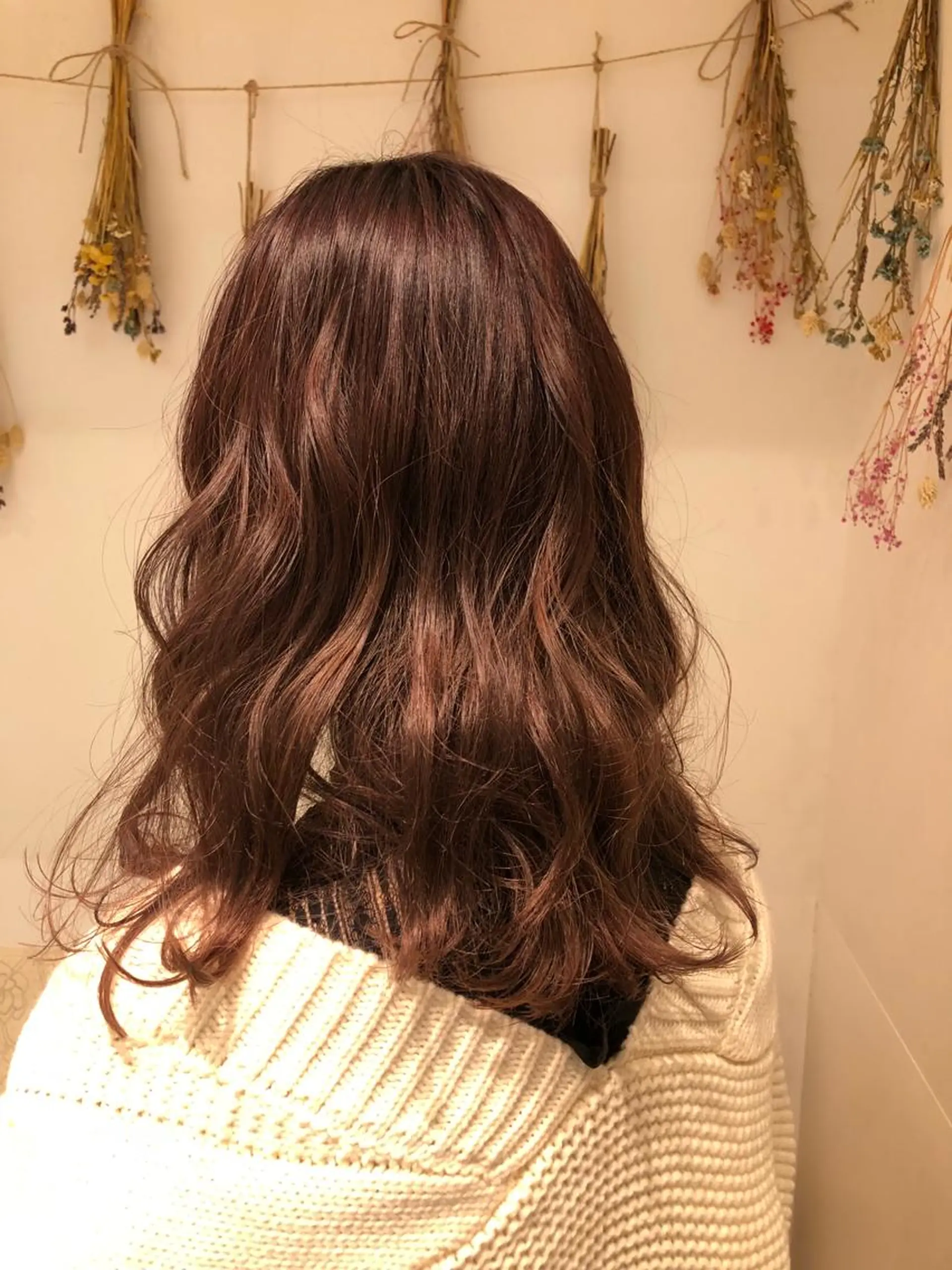 ミディアム カラー ベージュカラー グラデーションカラー ピンクカラー バイオレットカラー はだゆうき @hadadan08のヘアスタイル