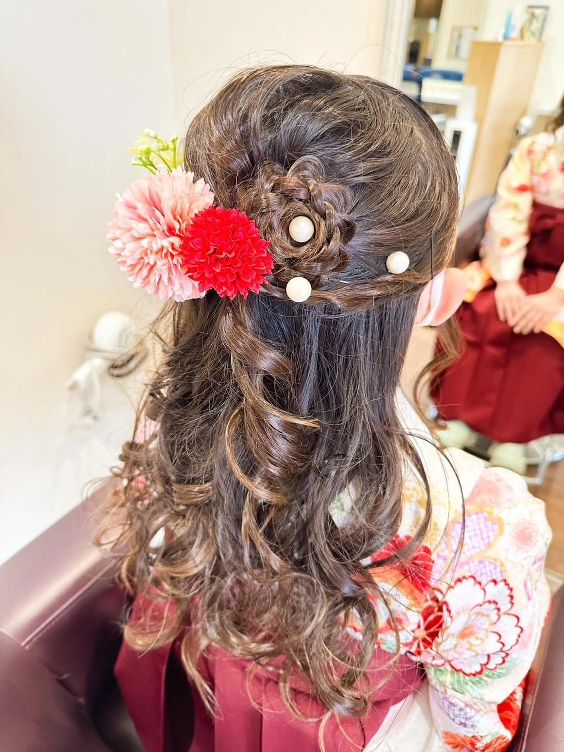 ヘアアレンジ 卒業式のヘアスタイル 織田 悦子のマツエク・マツパデザイン