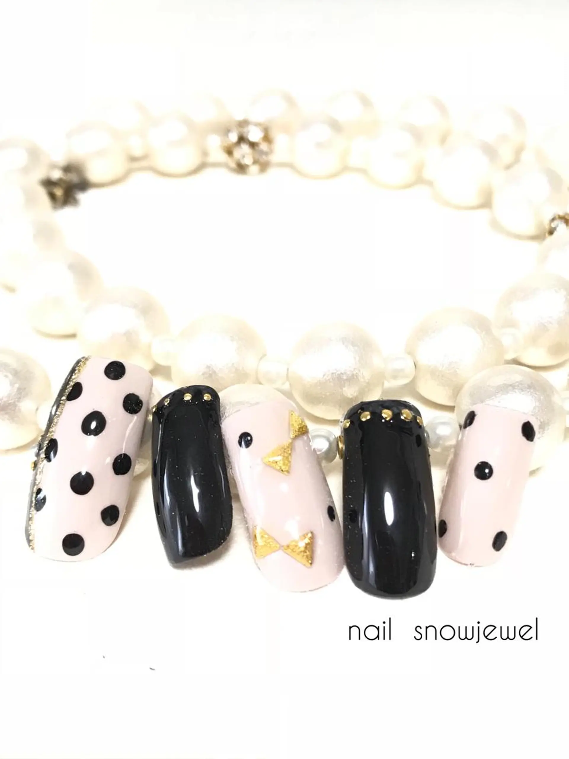 ネイル ドット nail snowjewelのネイルデザイン