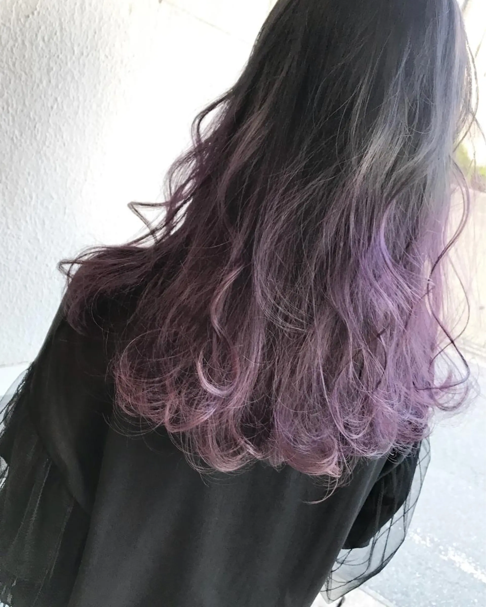 ロング パープルカラー ヘアカラー トリートメント Musiiik hairのヘアスタイル