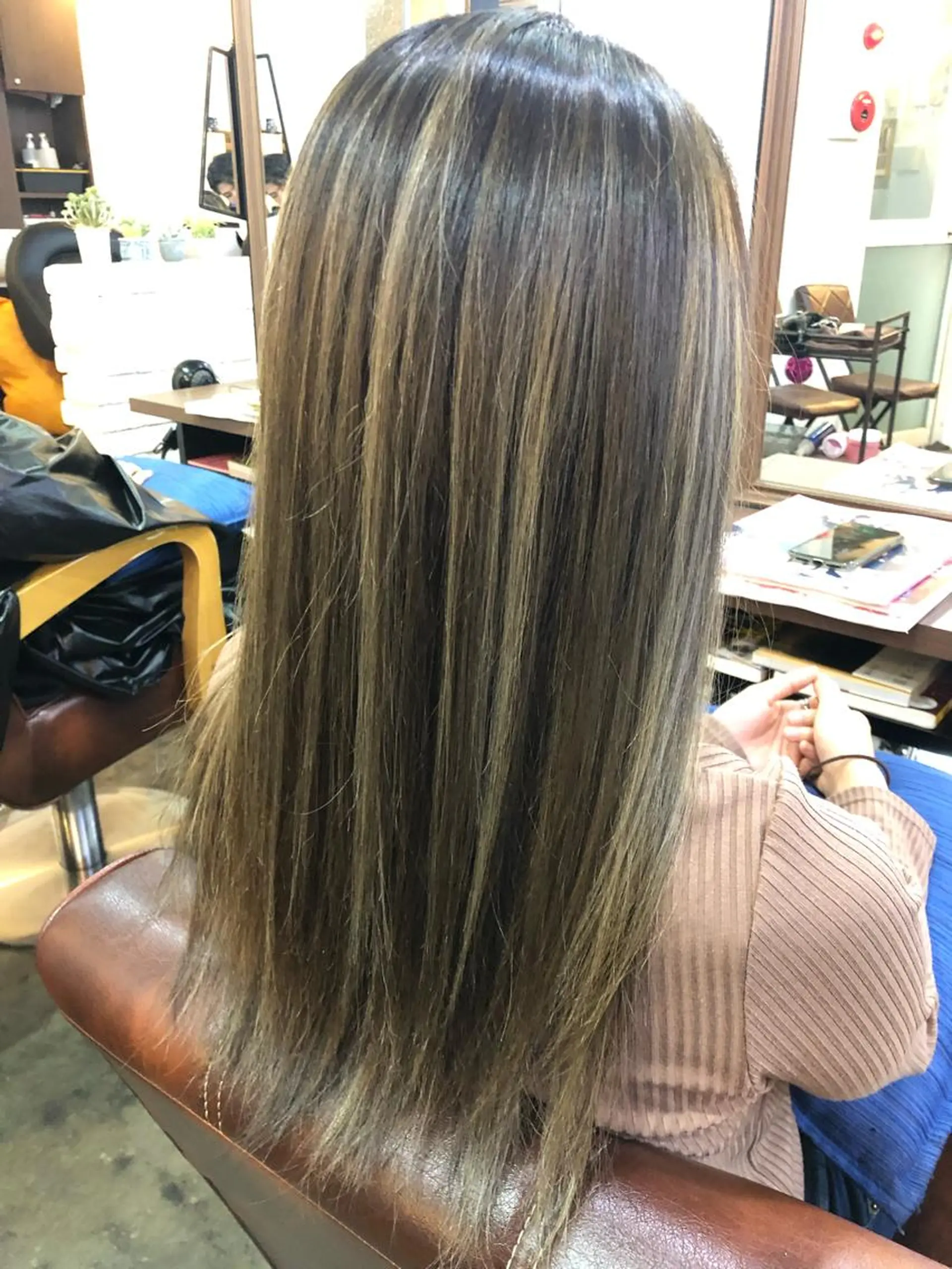 ロング カラー 【艶髪×韓国風】 毛流れ職人 RYOのヘアスタイル