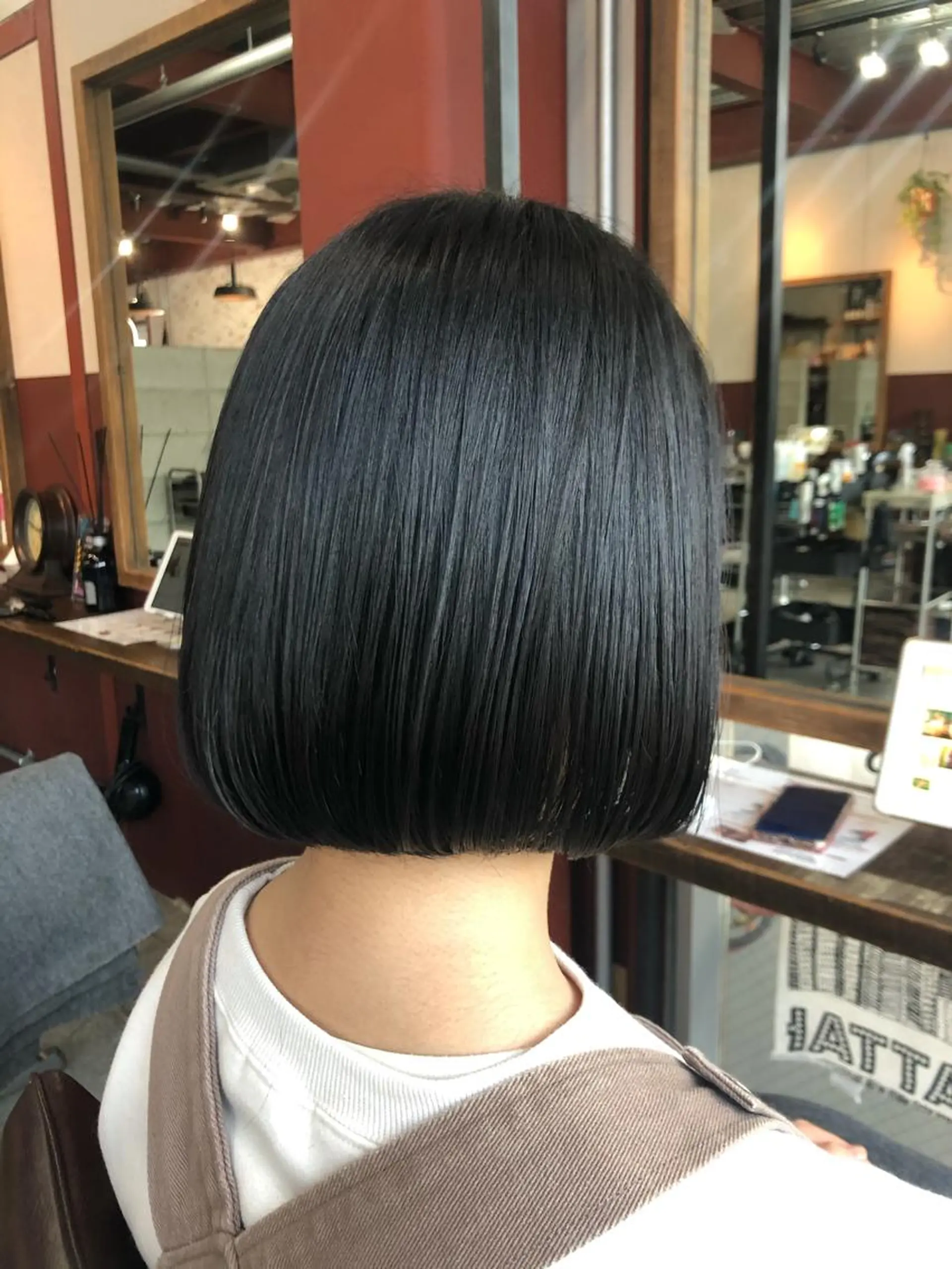 ショート パーソナルカラー 藤本夢のヘアスタイル