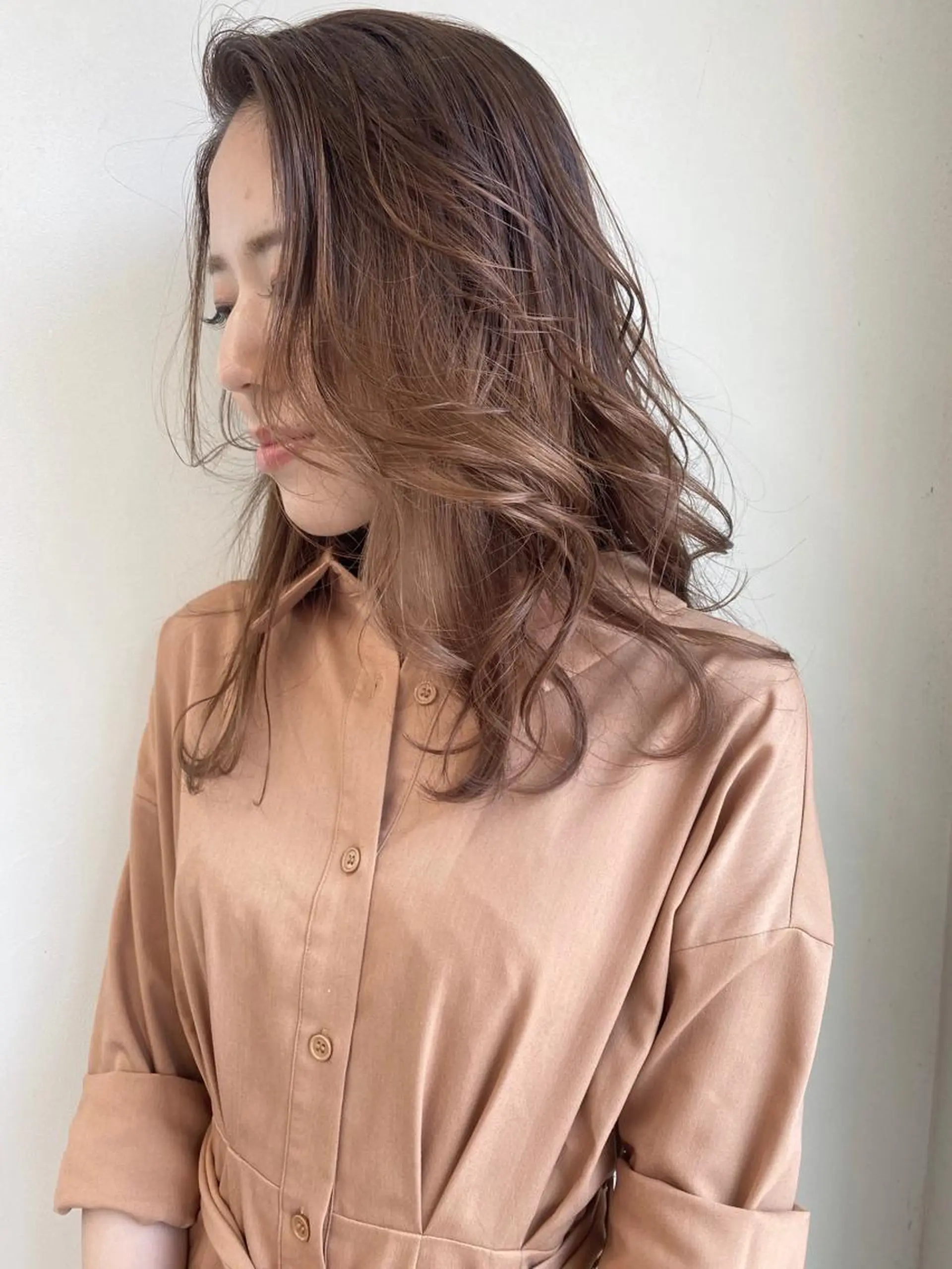 ミディアム カット ヘアカラー トリートメント 小澤大輔 YOLO hairのヘアスタイル