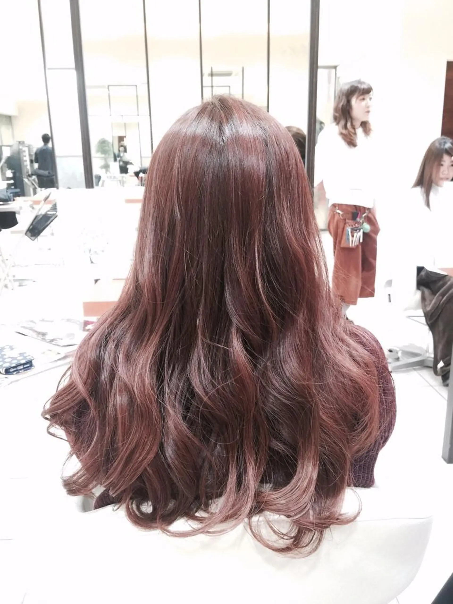 カラー レッドカラー 🌟カラーの達人🌟 タマガキ　コウジのヘアスタイル