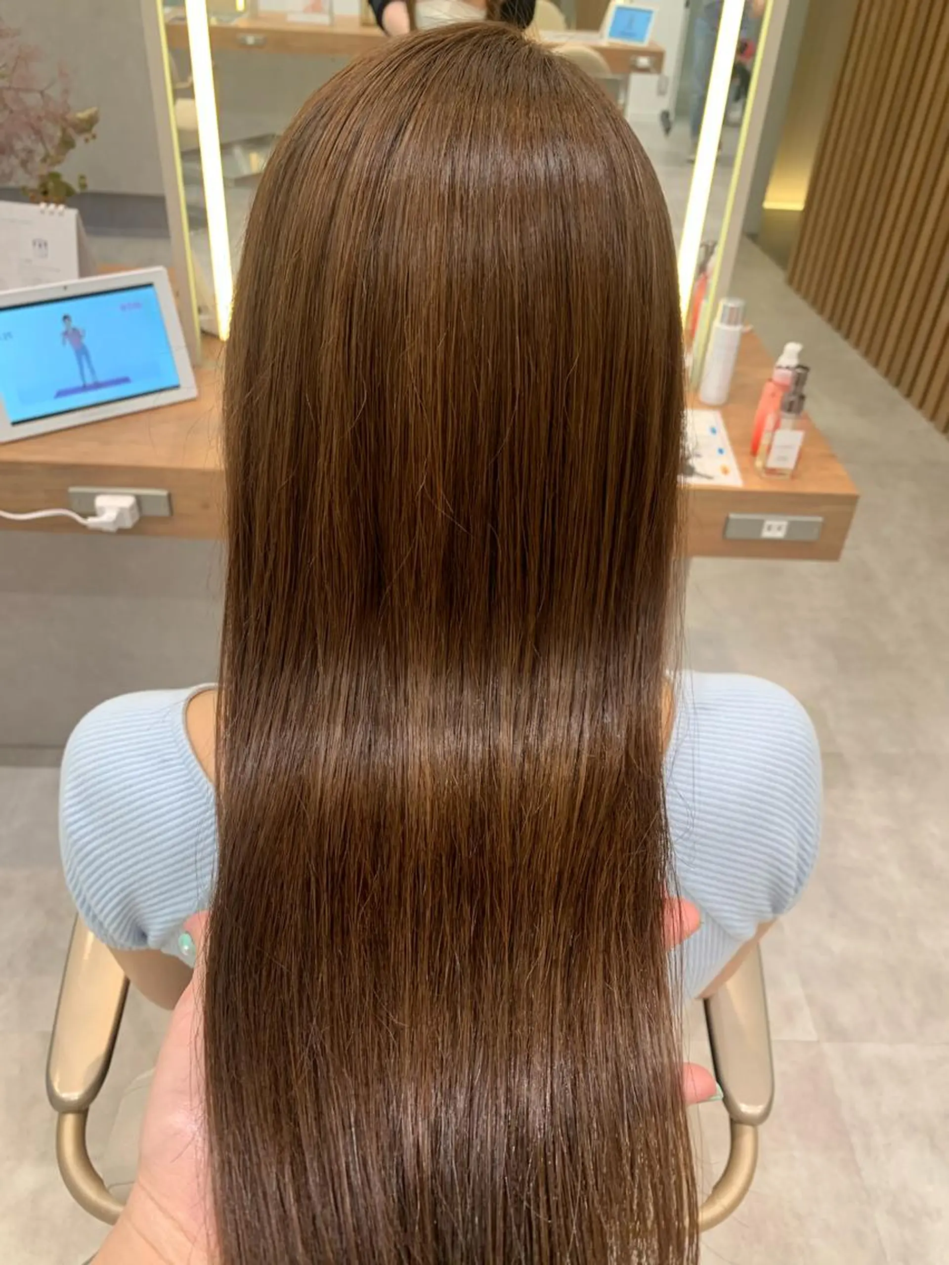 ロング カット ヘアカラー トリートメント ヘッドスパ 近 紗理奈のヘアスタイル