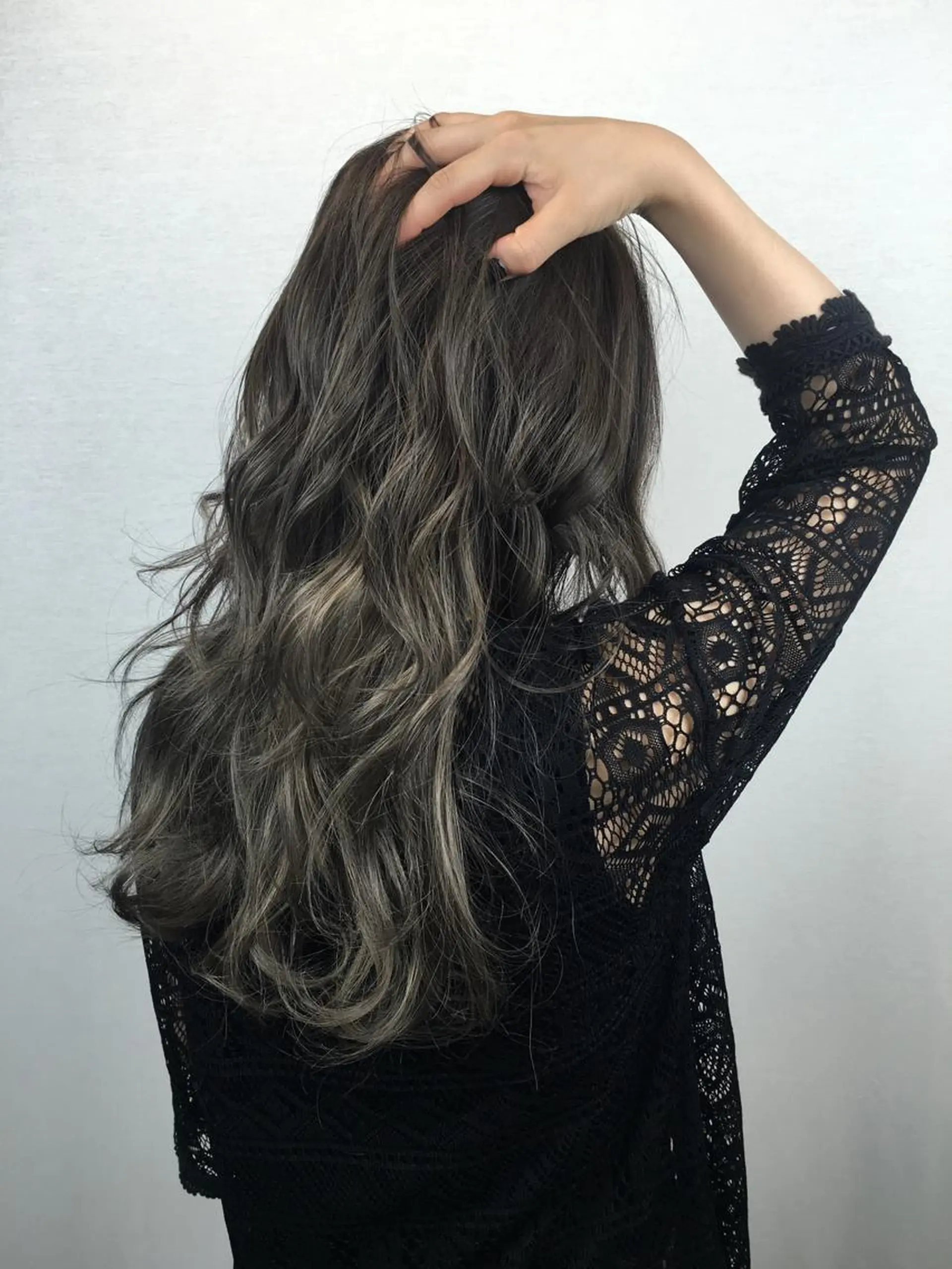 ロング カラー バレイヤージュ レイヤーカット 2nd所属・🤍2nd🤍田所 美希のヘアスタイル