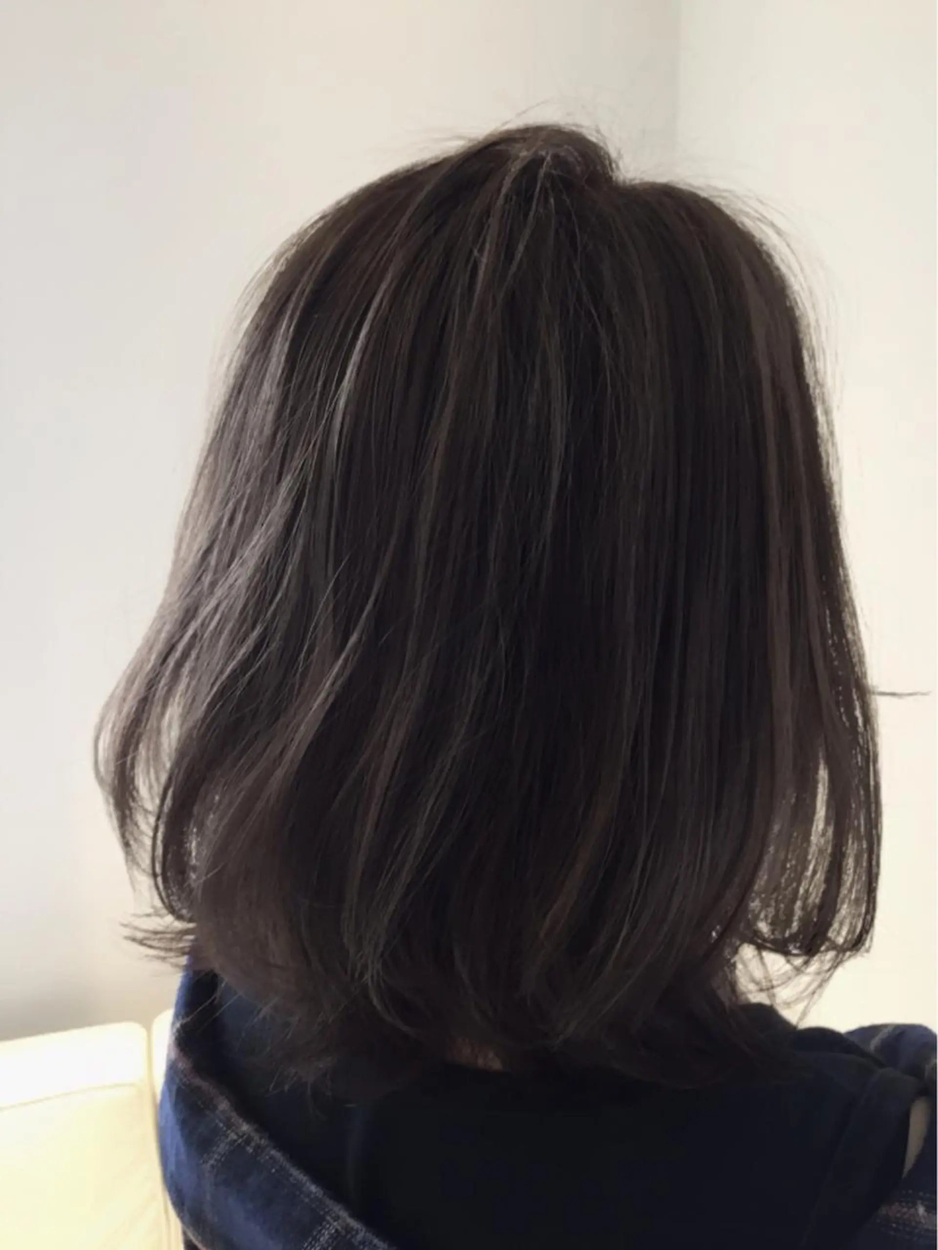 ミディアム カラー ヘアアレンジ アディクシーカラー シルバー ヘアカラー トリートメント ヘアセット ✨ハイクオリティ✨ 山本香也のヘアスタイル