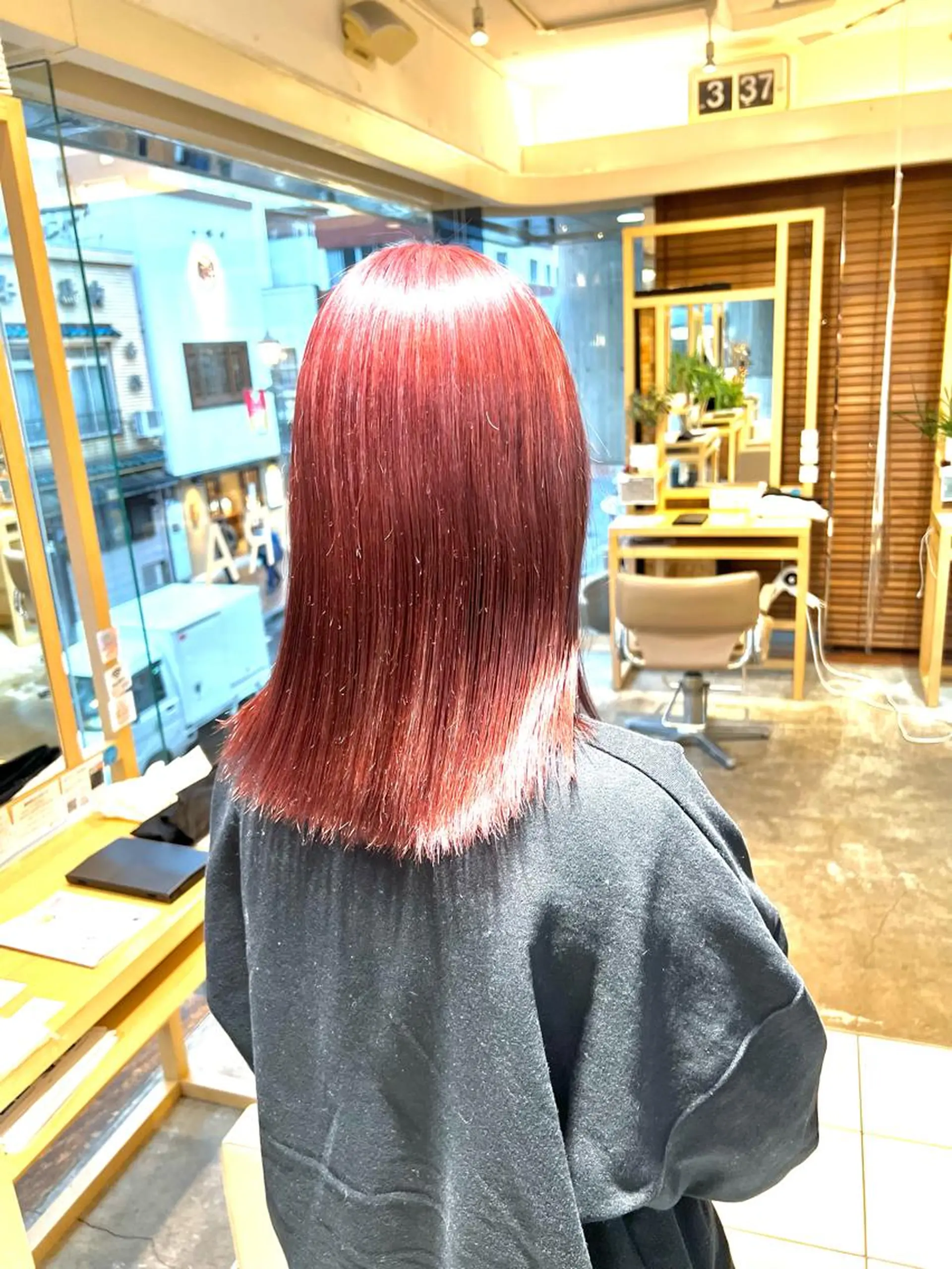 ミディアム カラー レイヤー/髪質改善 DAISUKEのヘアスタイル