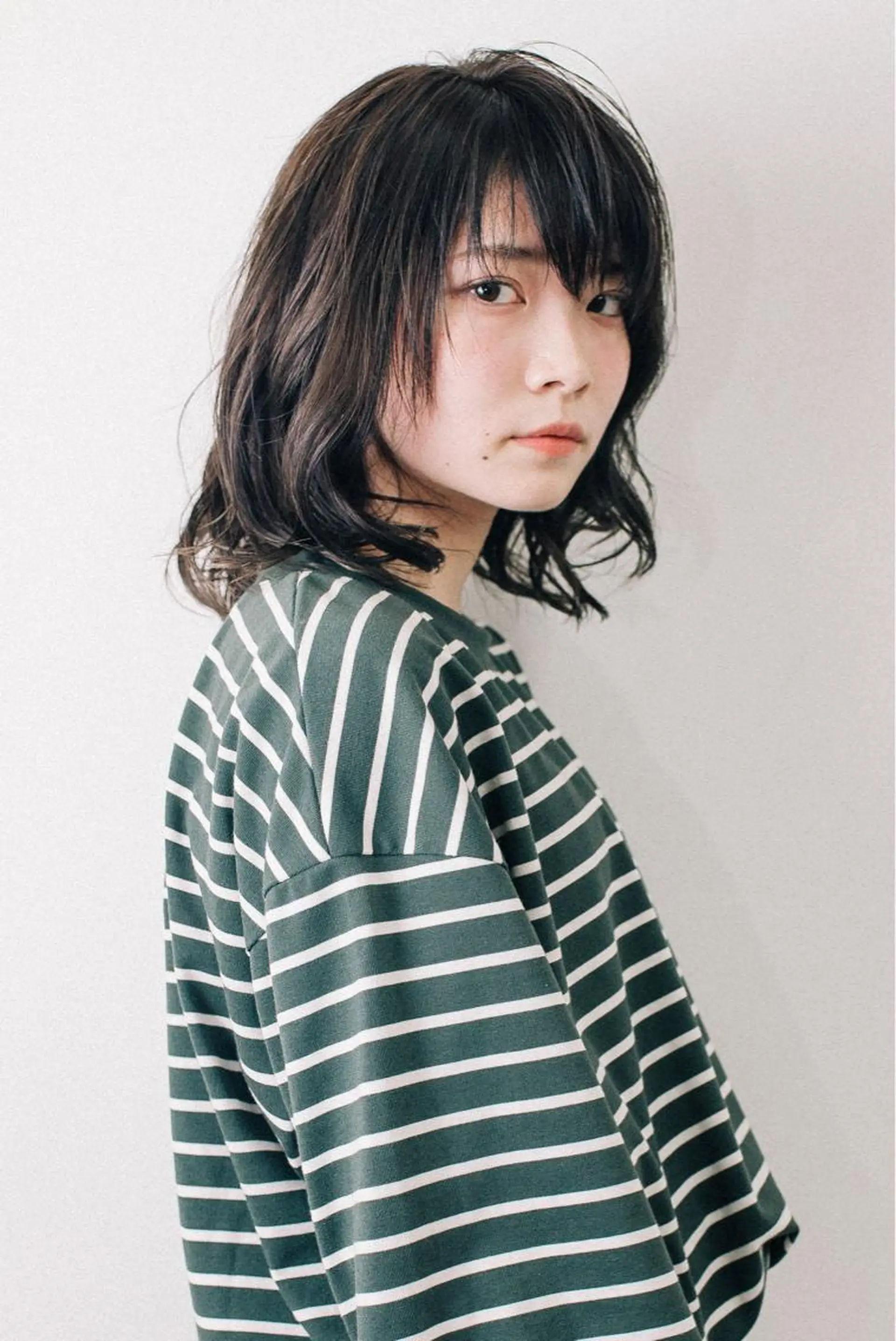 ミディアム 千葉 慎也のヘアスタイル