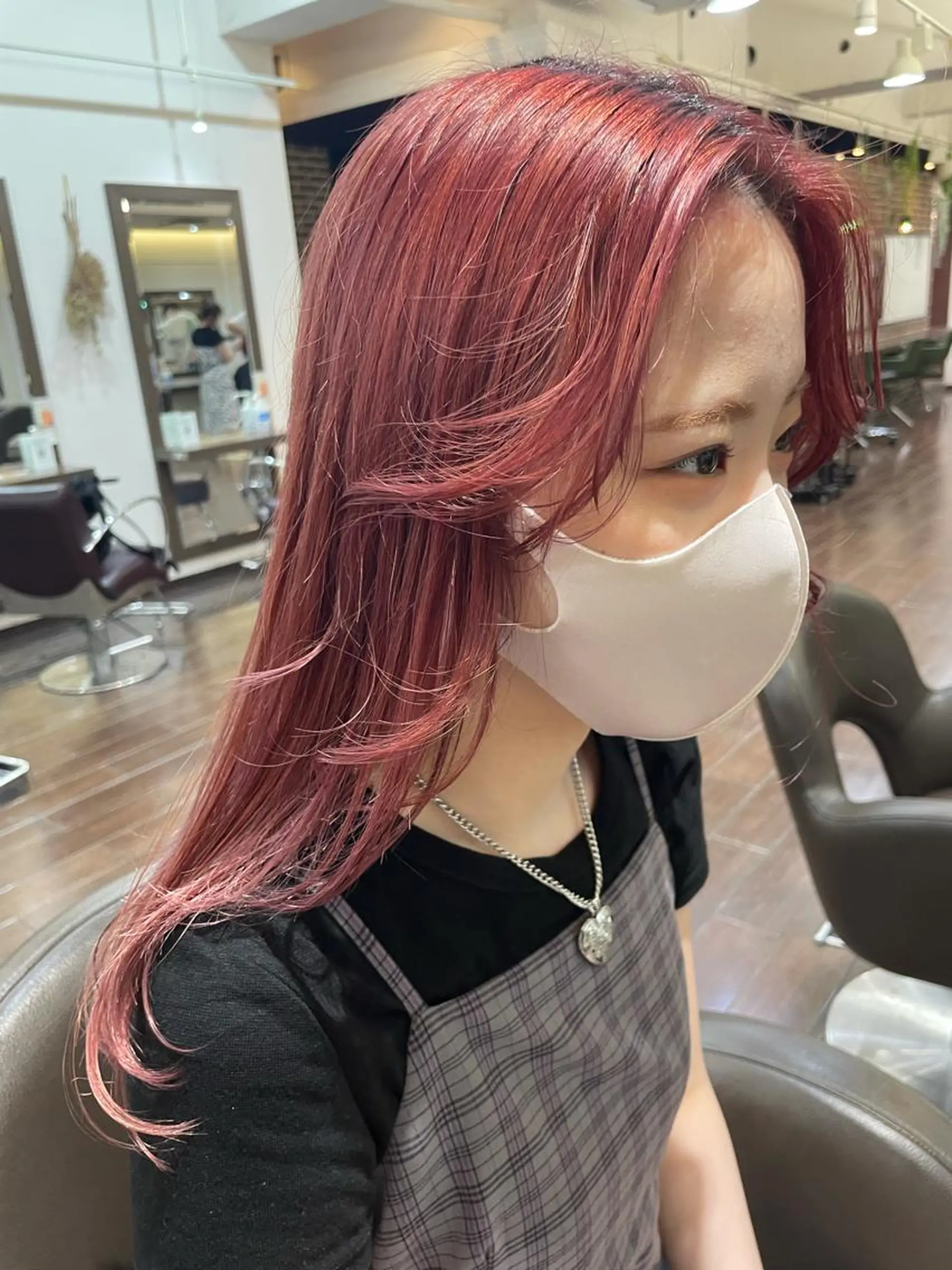 セミロング 個性派ネイル 🌼 ハルカ ♡のマツエク・マツパデザイン