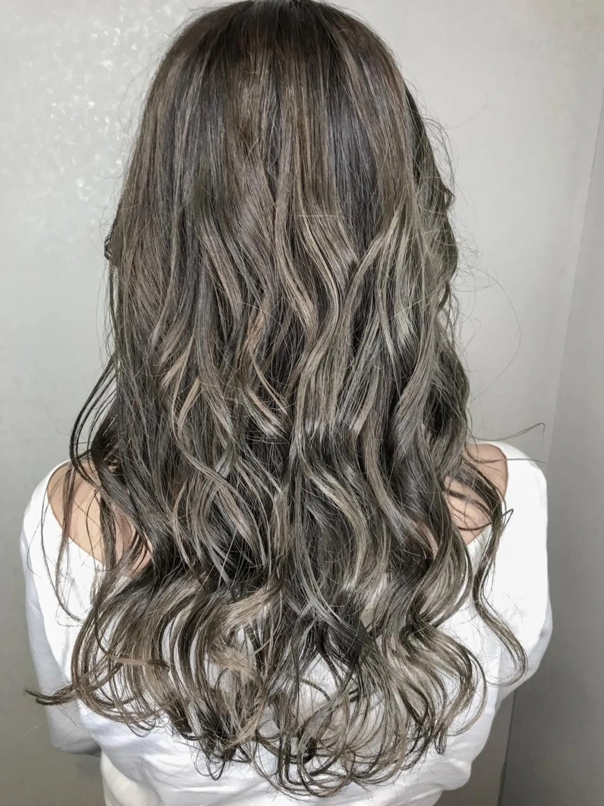 ロング NYLON. 柏店所属・お悩み解決美容師🩷 ♠️ベテランそめやのヘアスタイル